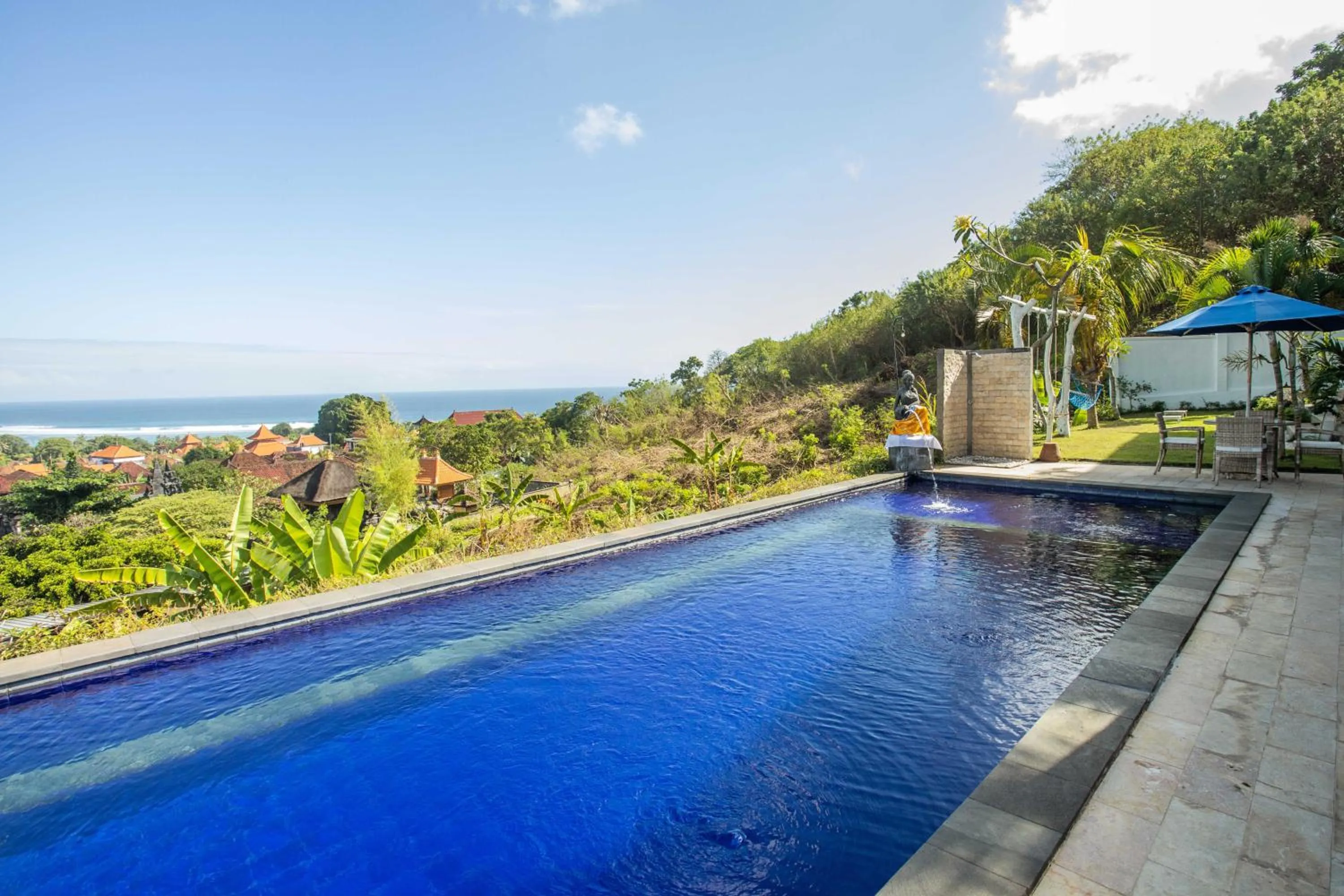 Swimming pool in Grand Sea View Lembongan