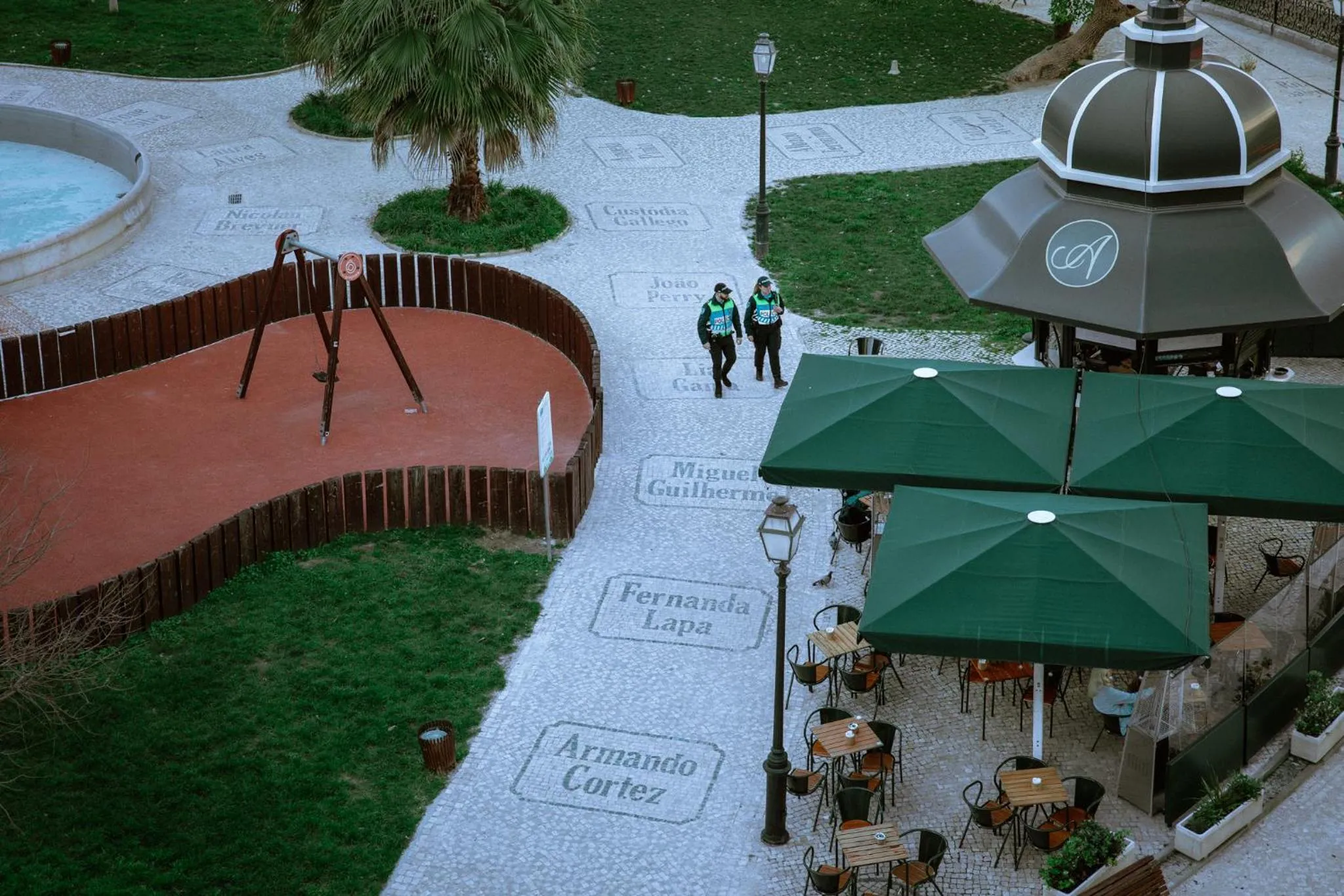 Garden view in Hotel Alegria