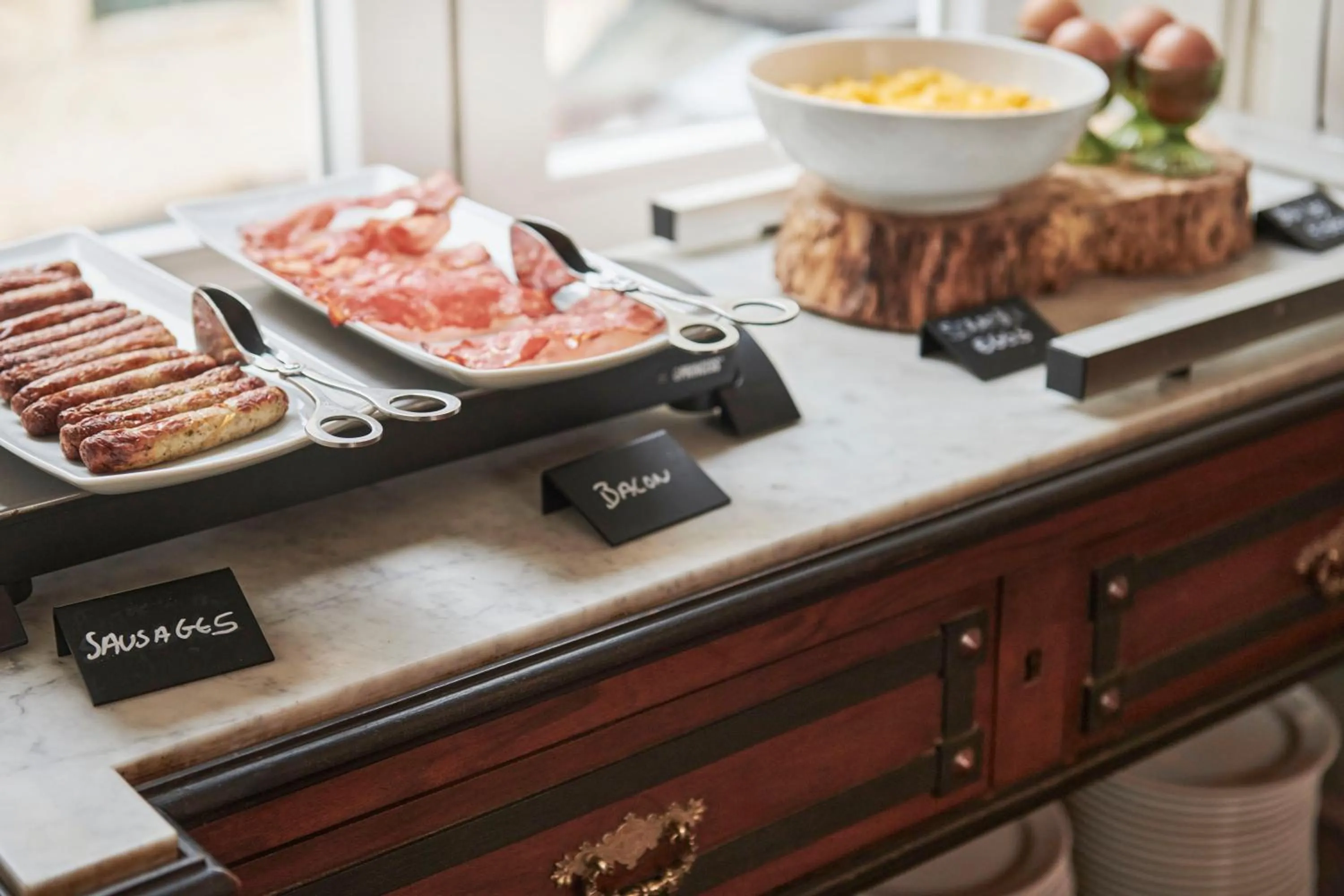 Buffet breakfast in Hotel Alegria