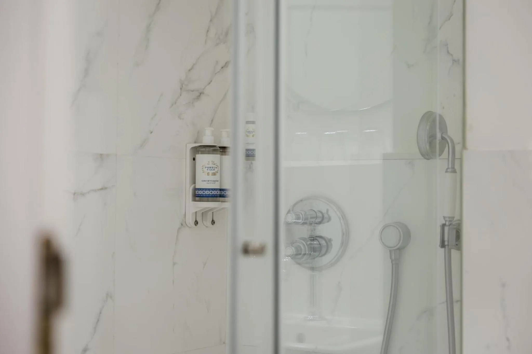 Shower in Hotel Alegria