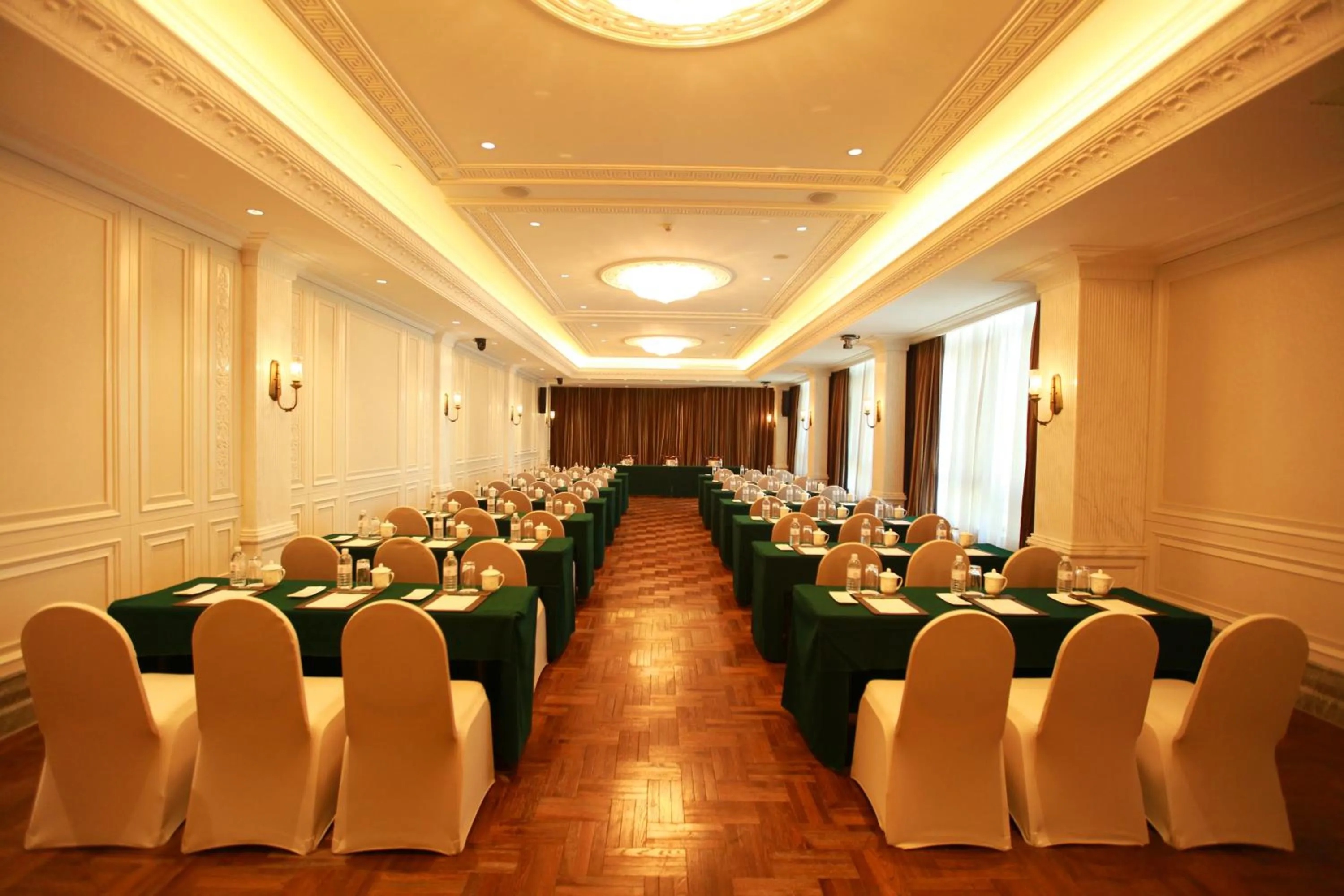 Business facilities in Shanghai Donghu Hotel - Shanghai Style Garden House