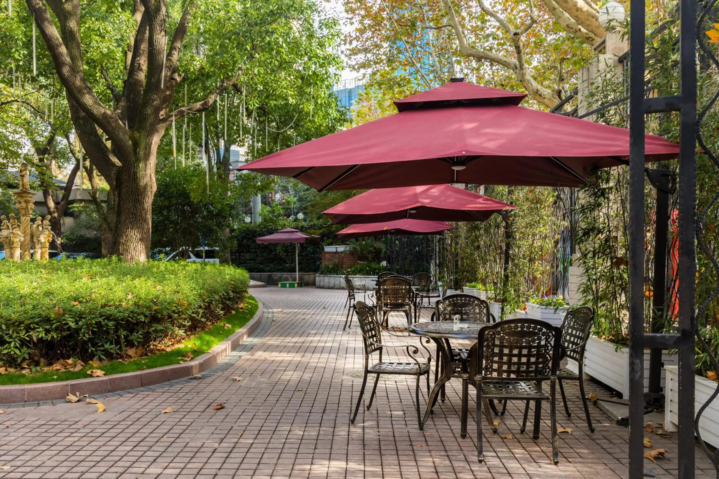 Garden in Shanghai Donghu Hotel - Shanghai Style Garden House