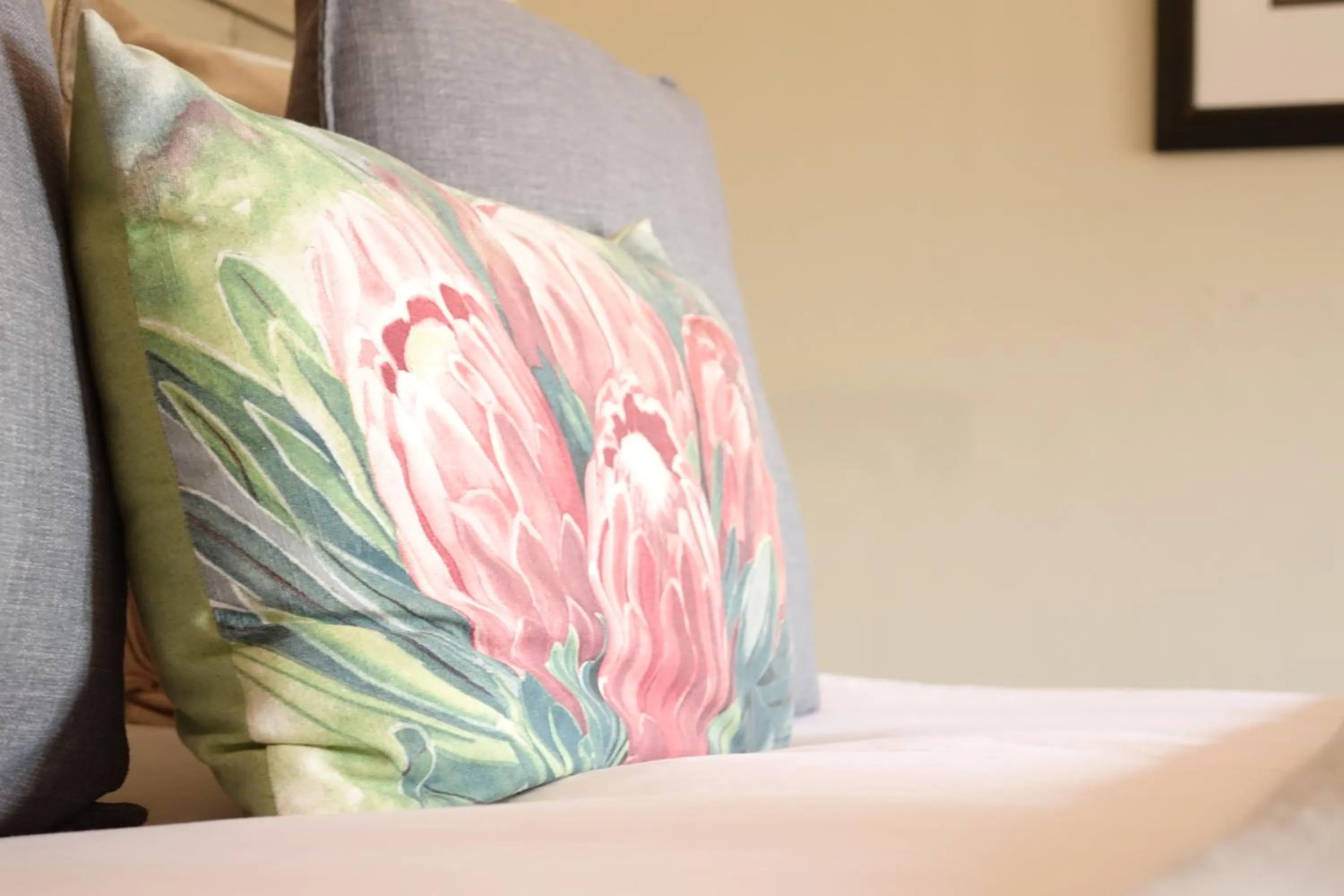 Bed in Notting Hill Lodge