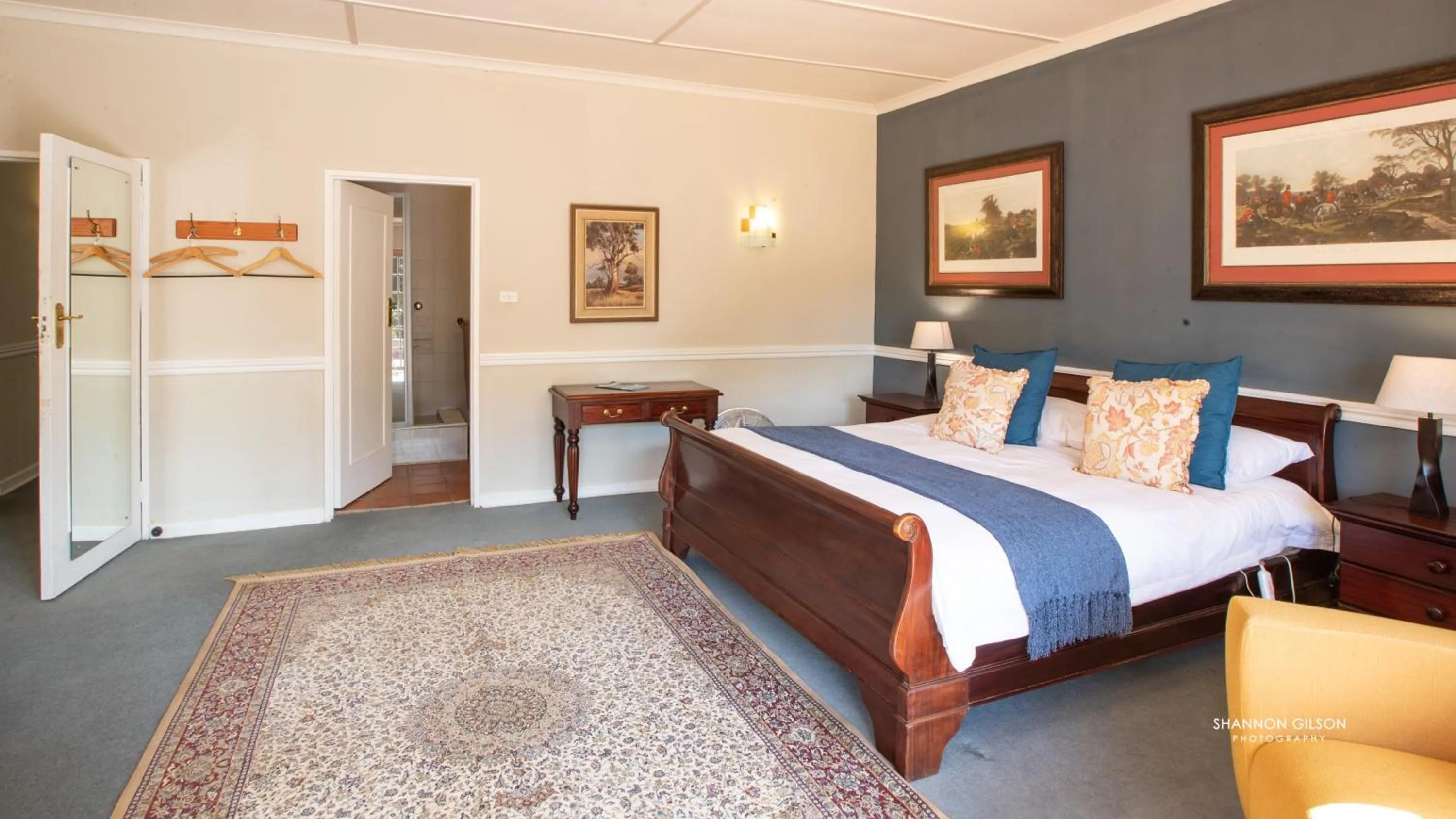 Bedroom, Bed in Notting Hill Lodge