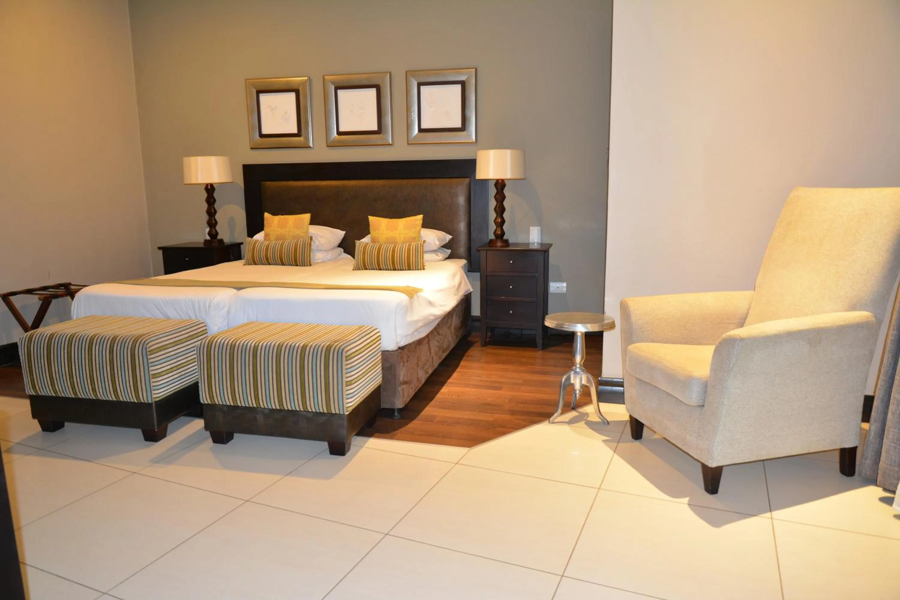 Legend Simba Safari - Legend Golf Safari Resort