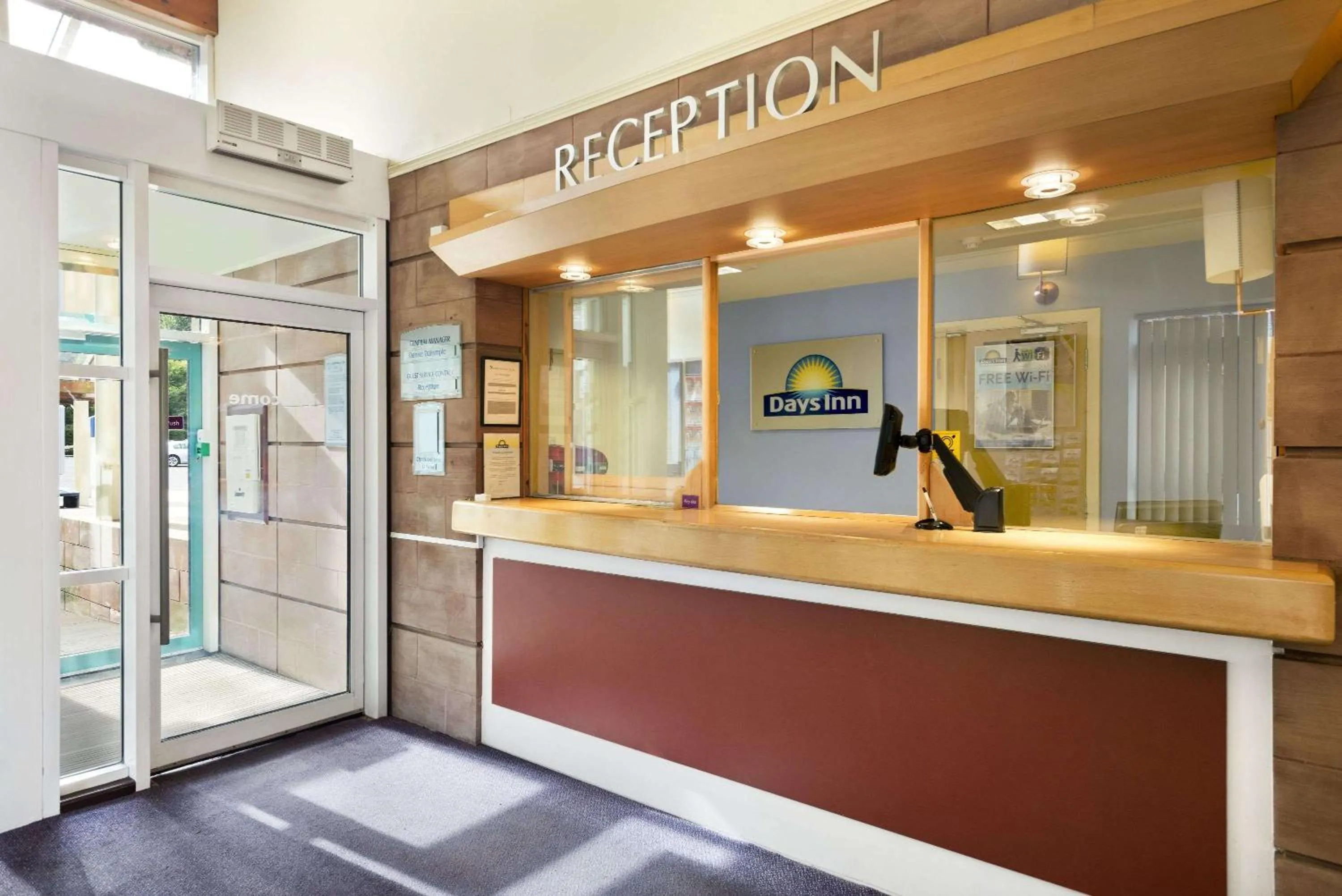 Lobby or reception in Days Inn Lockerbie - Annandale Water