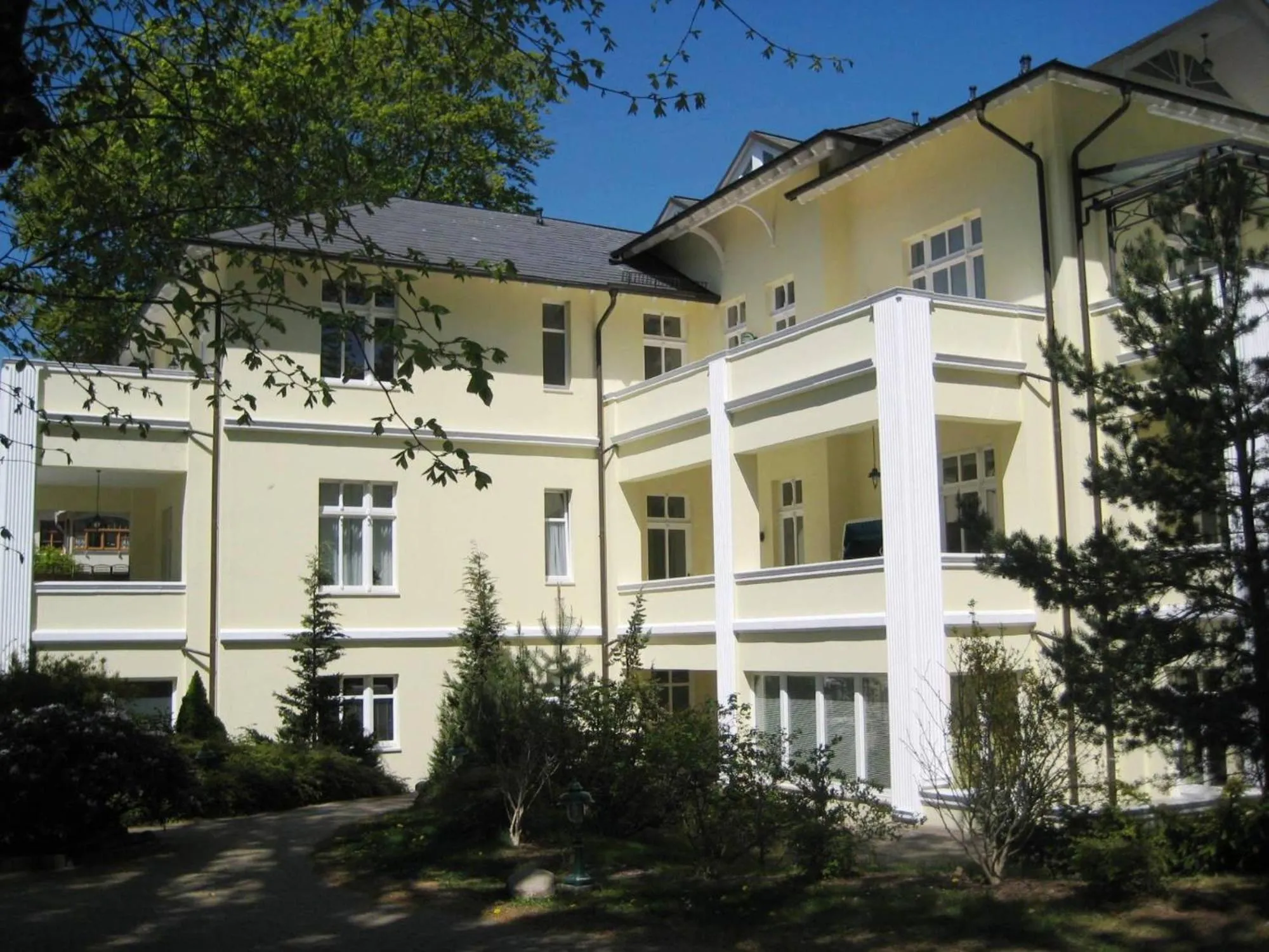 Property building in Villa Caprivi - 6