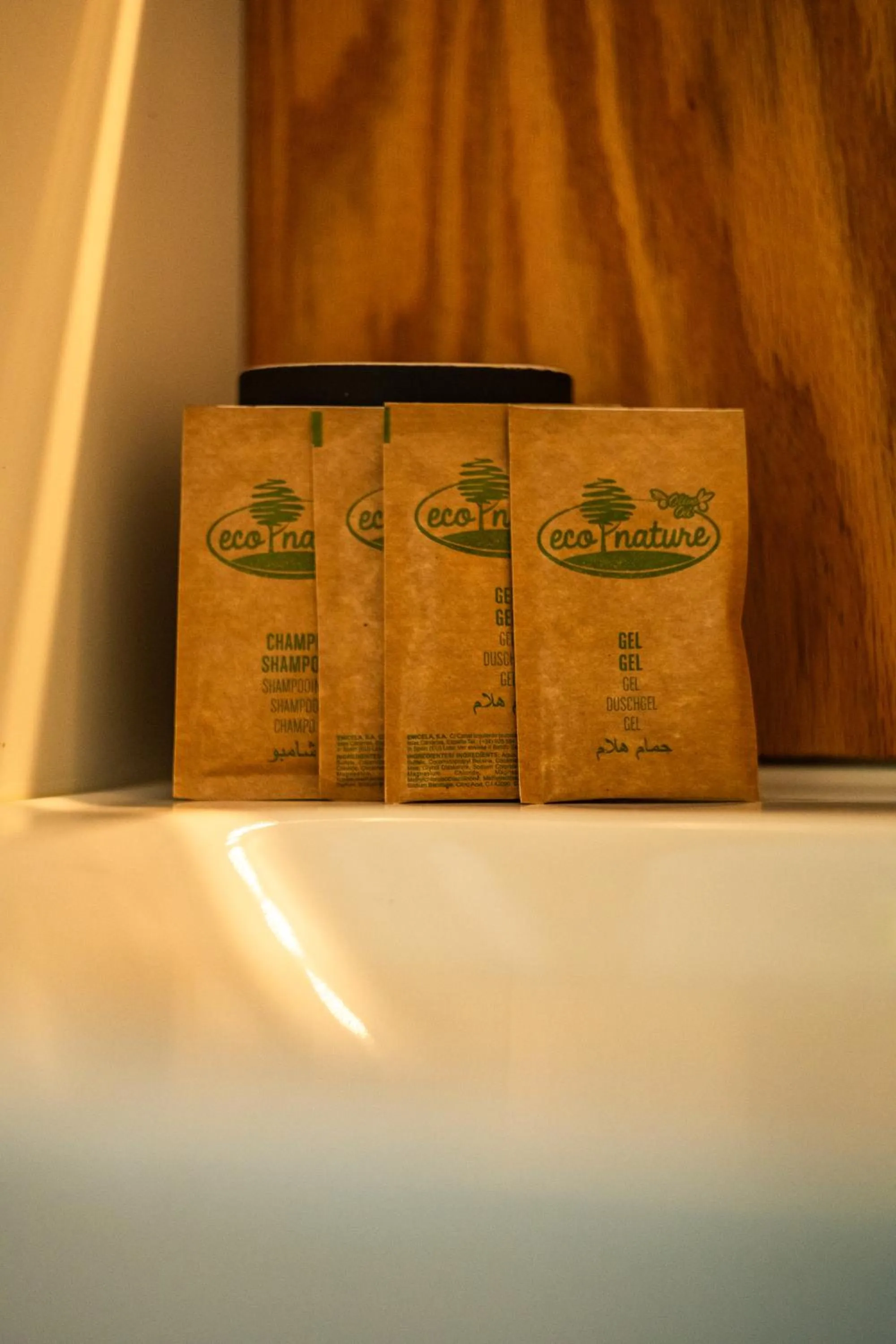 Toilet in Bungalows Doña Rosa