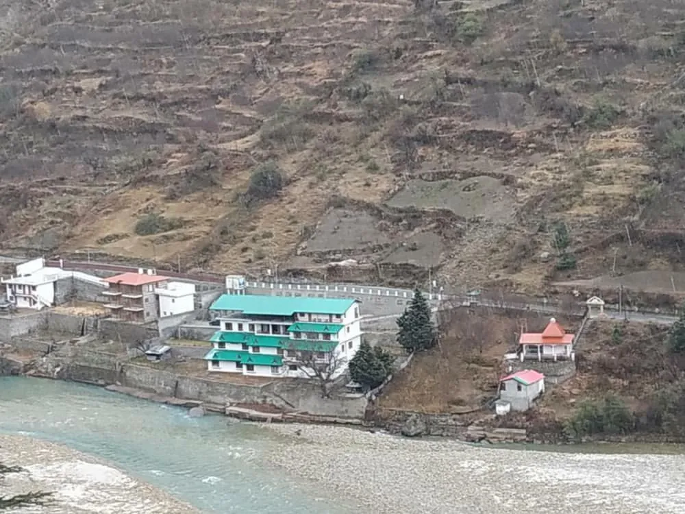 Neighbourhood in Prakriti-The Retreat