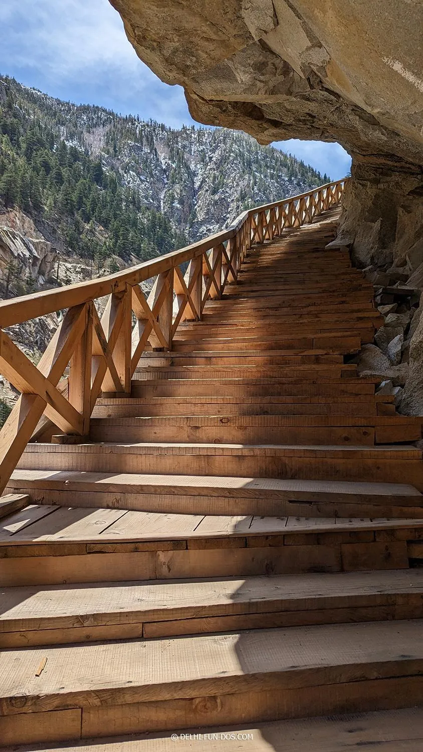 Nearby landmark in Prakriti-The Retreat