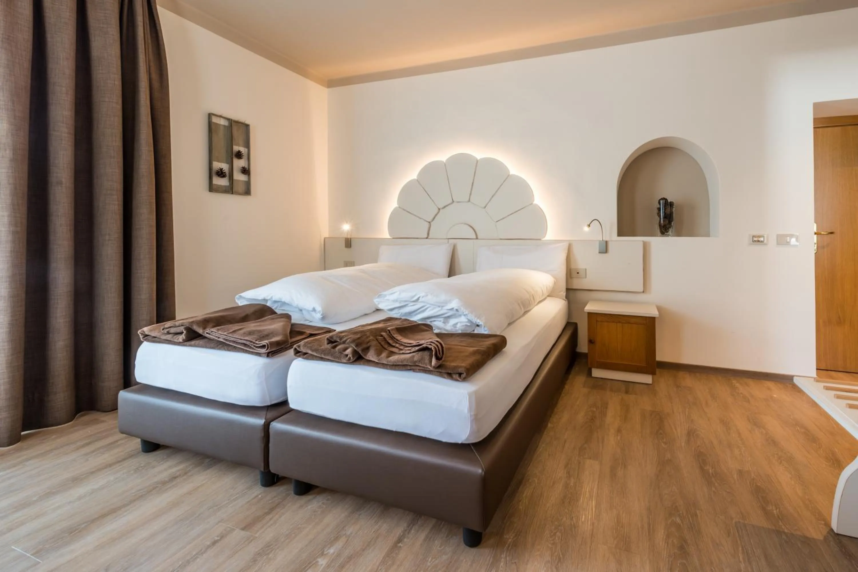 Photo of the whole room in Hotel Paradiso