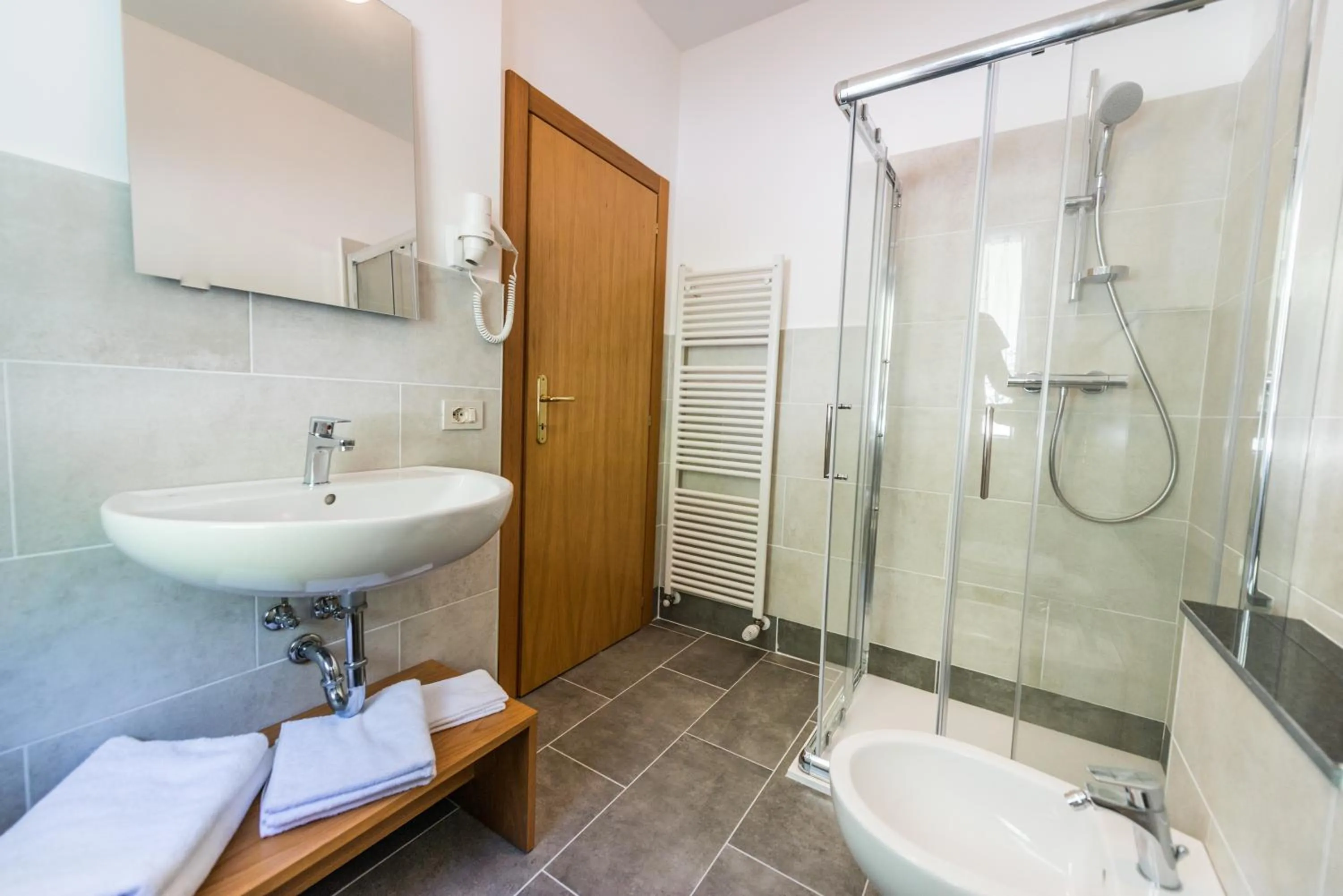 Bathroom in Hotel Paradiso