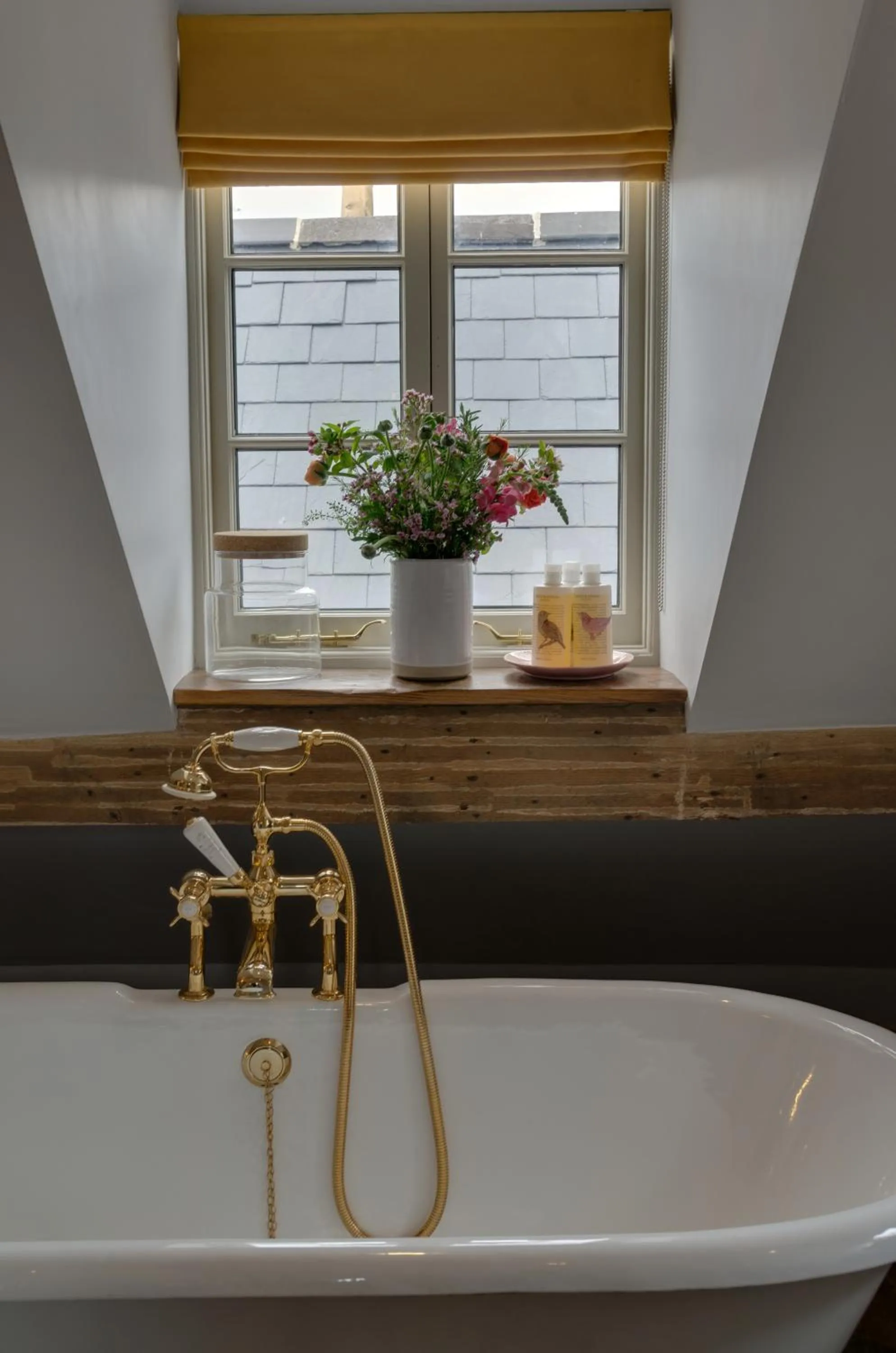 Bathroom in The Crown