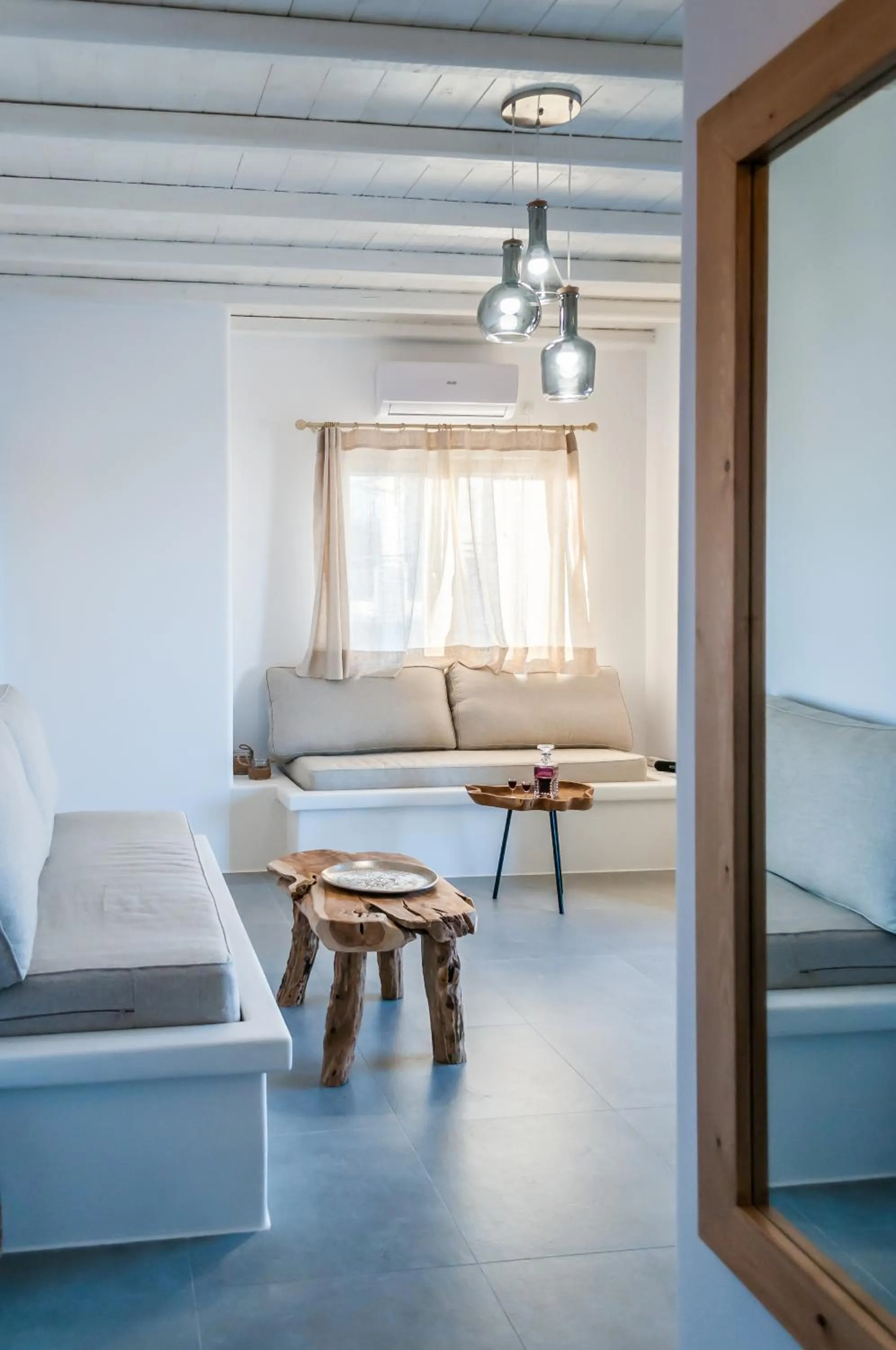 Living room in Vilos Suites