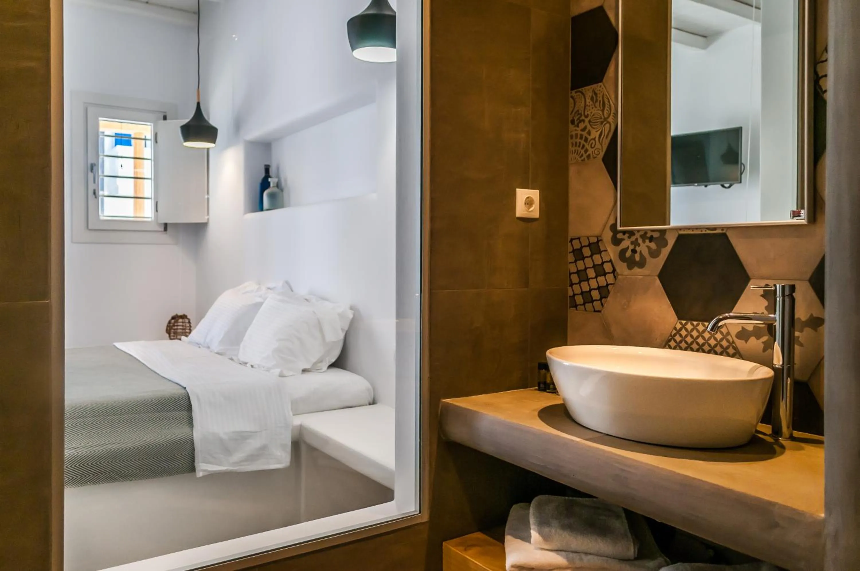 Bathroom in Vilos Suites