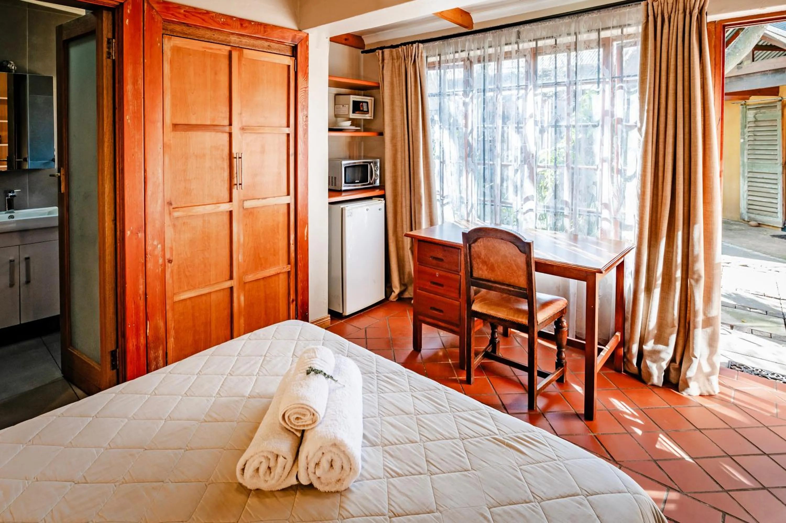 Bed in The Village in Hatfield