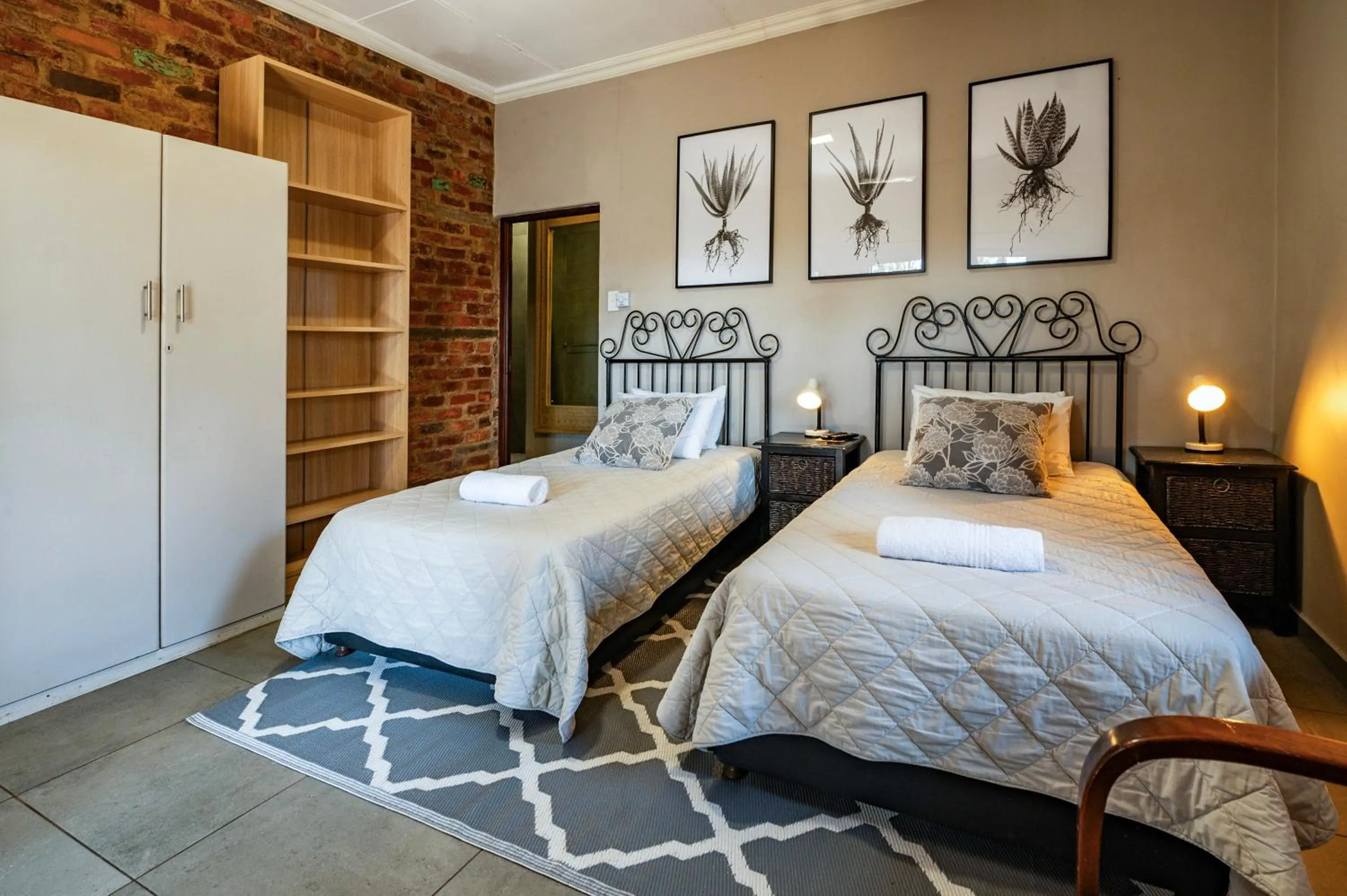 Bed in The Village in Hatfield