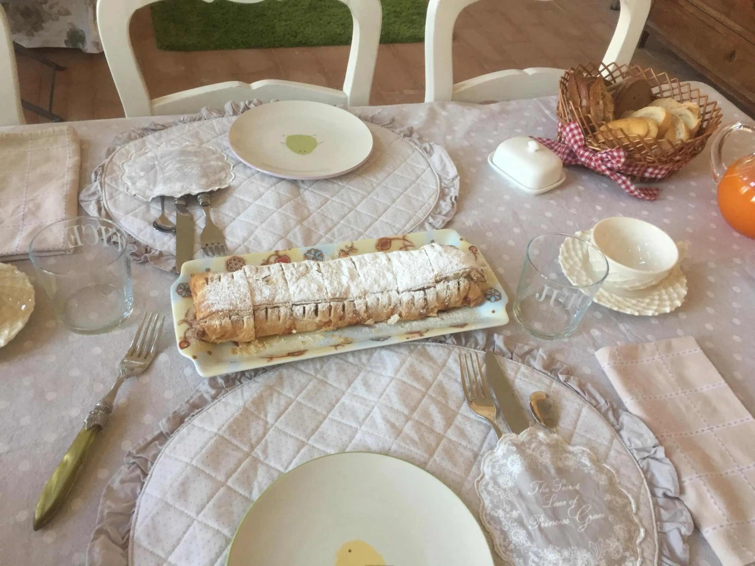 Continental breakfast in Il Bosso di Toscana