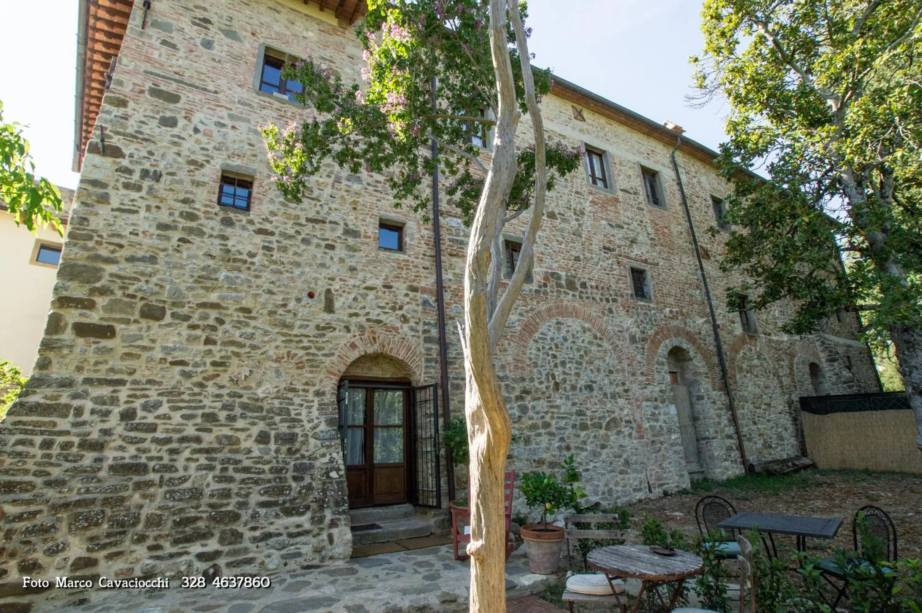 Facade/entrance in Il Bosso di Toscana