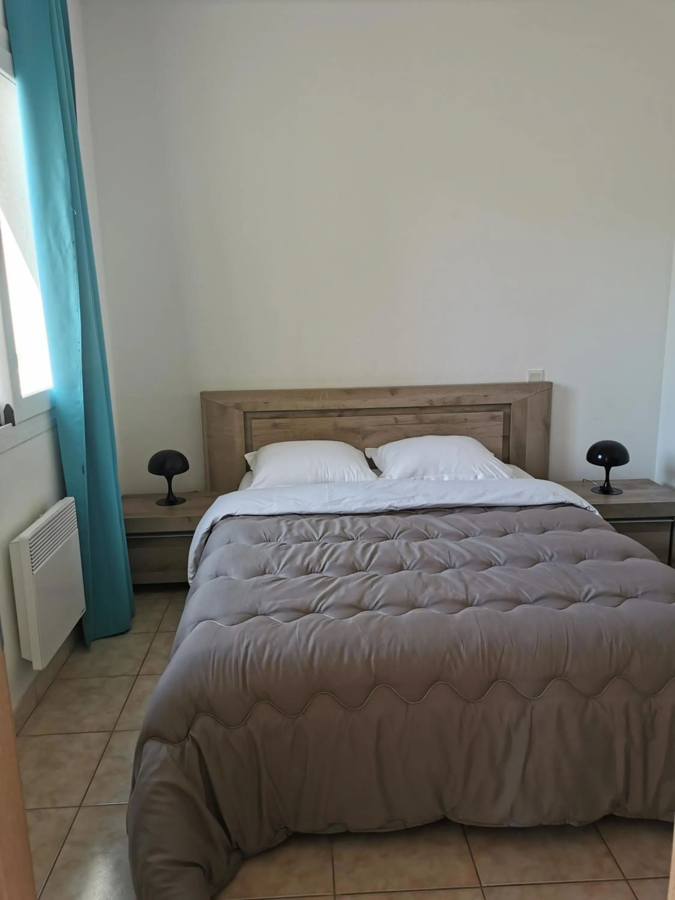 Bedroom, Bed in Terres de France - Les Hauts du Maquis