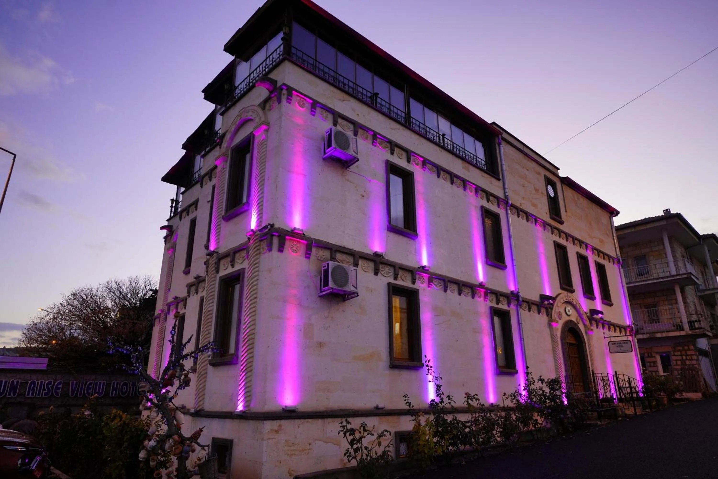 Property building in Sun Rise View Hotel