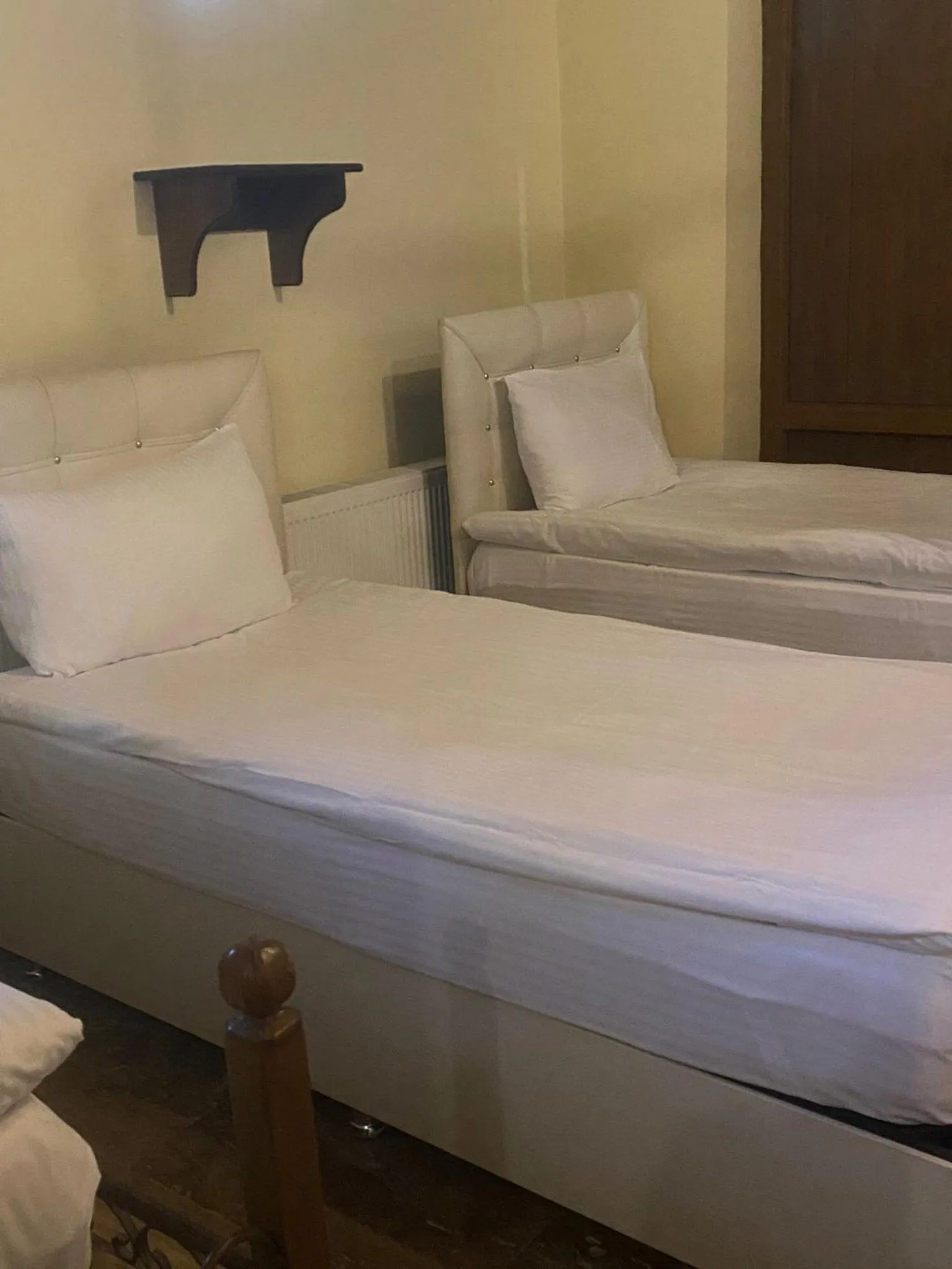 Bedroom, Bed in Sun Rise View Hotel