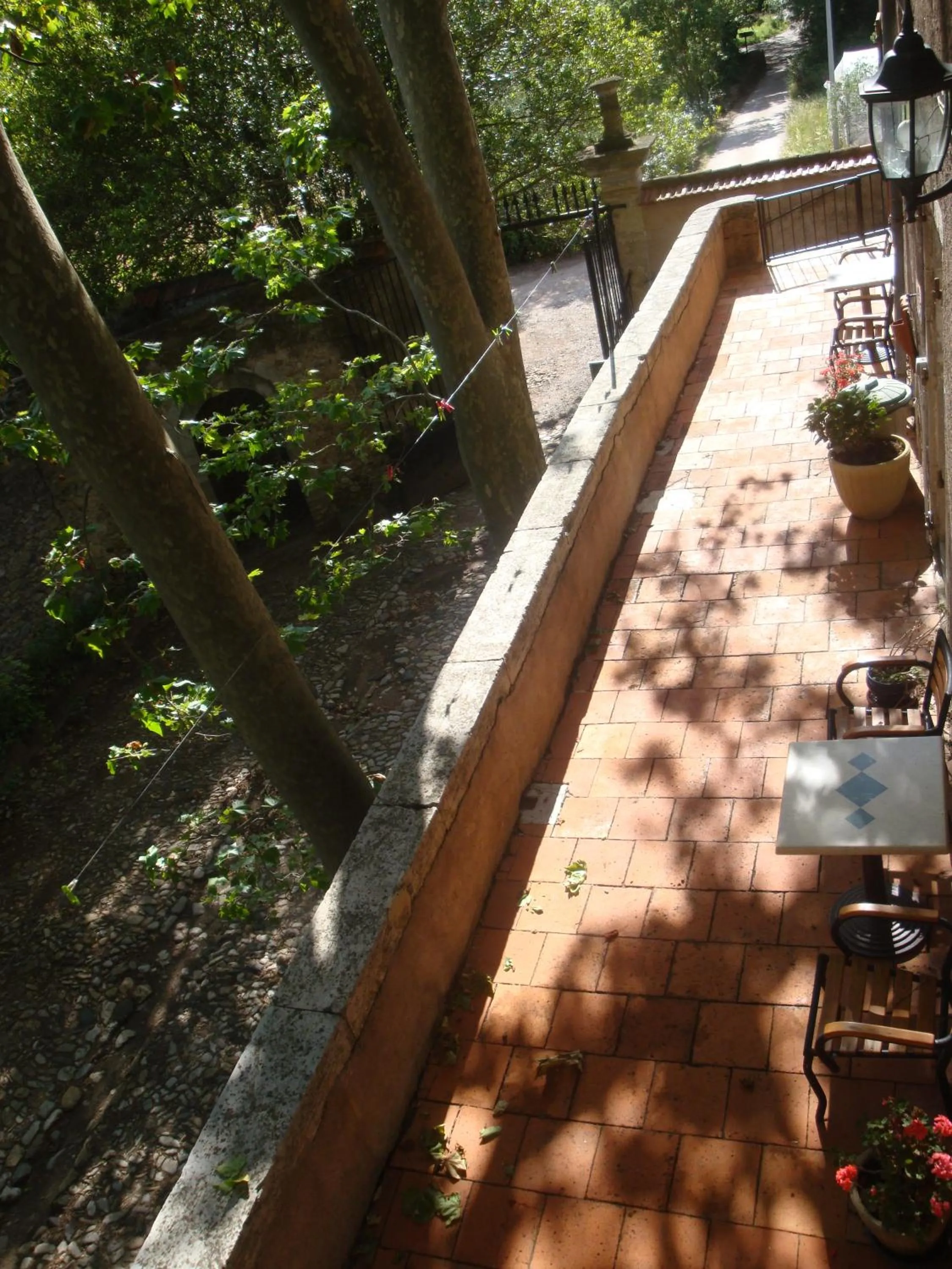Balcony/Terrace in Chambres d'hôtes Domaine de Pélissols