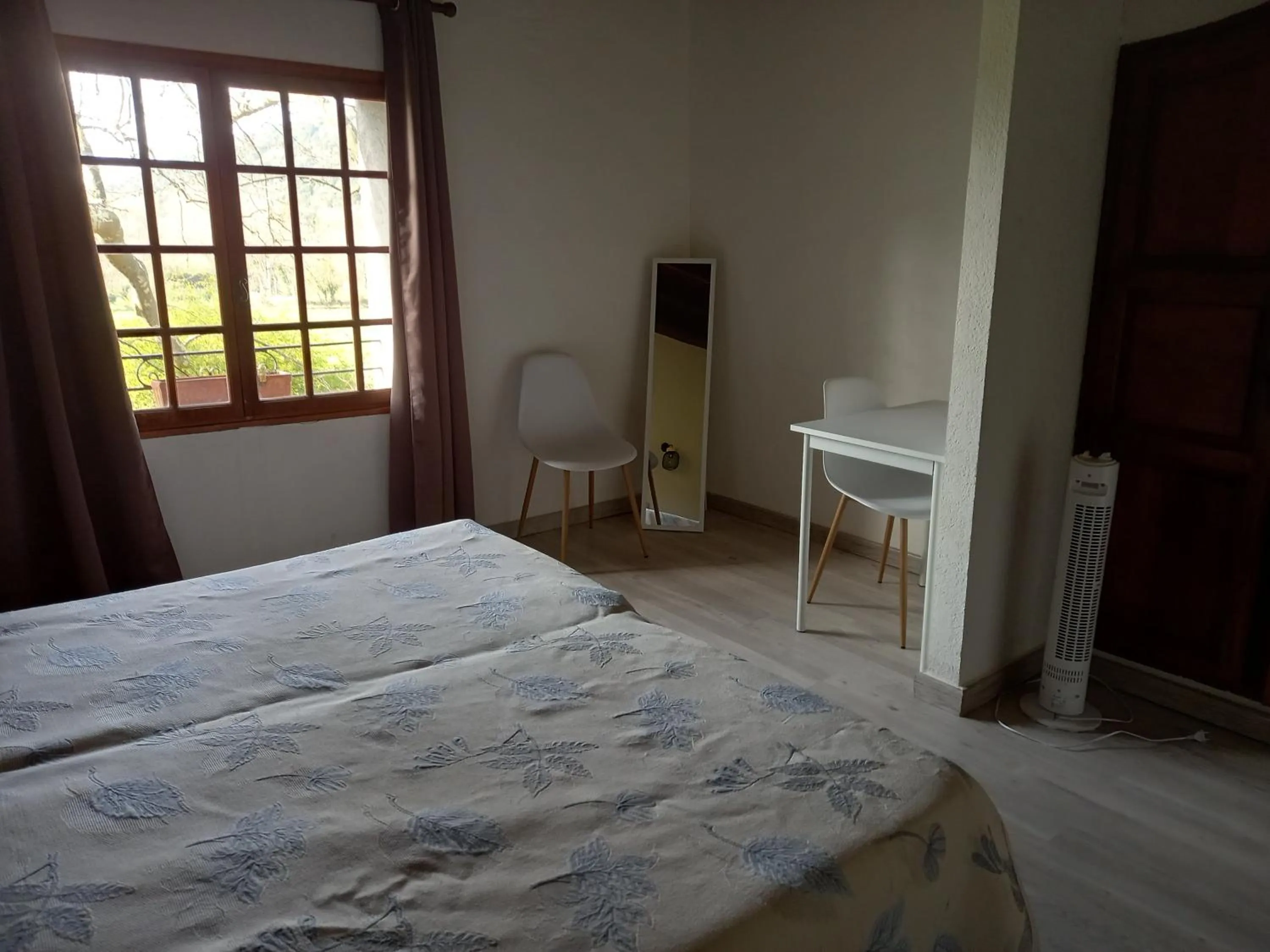 Bed in Chambres d'hôtes Domaine de Pélissols