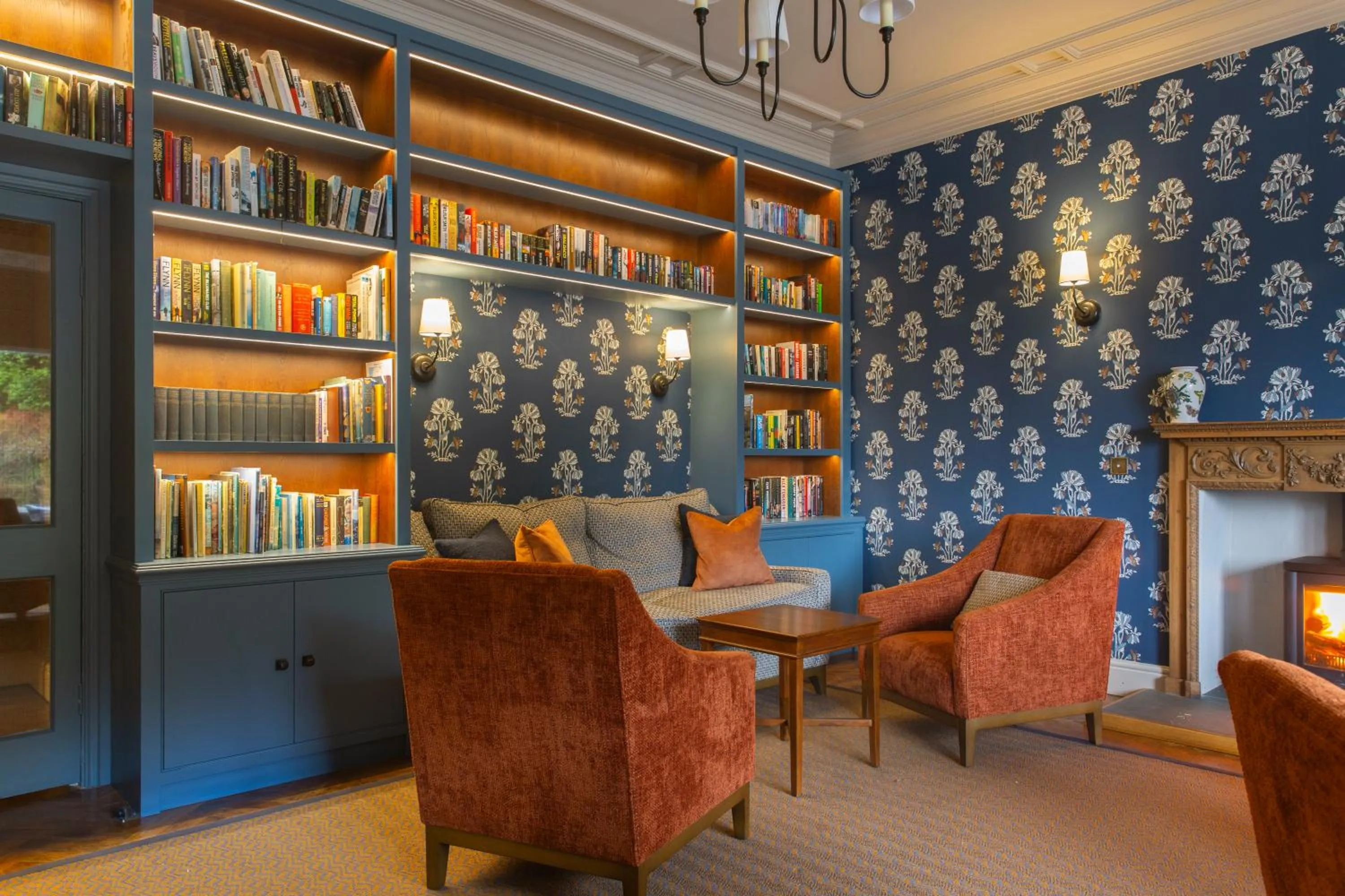 Library in Lindeth Fell Country House