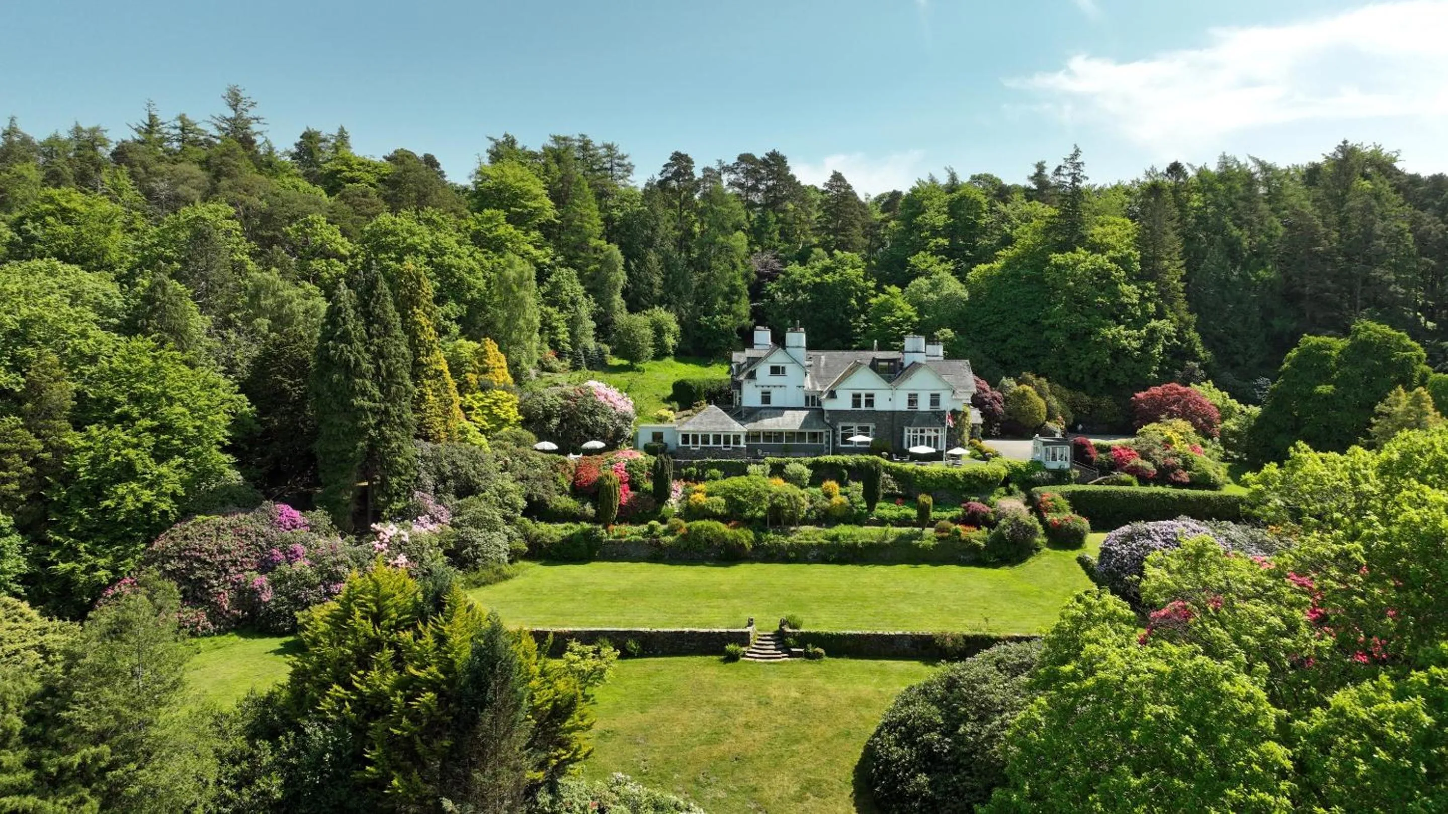 Property building in Lindeth Fell Country House
