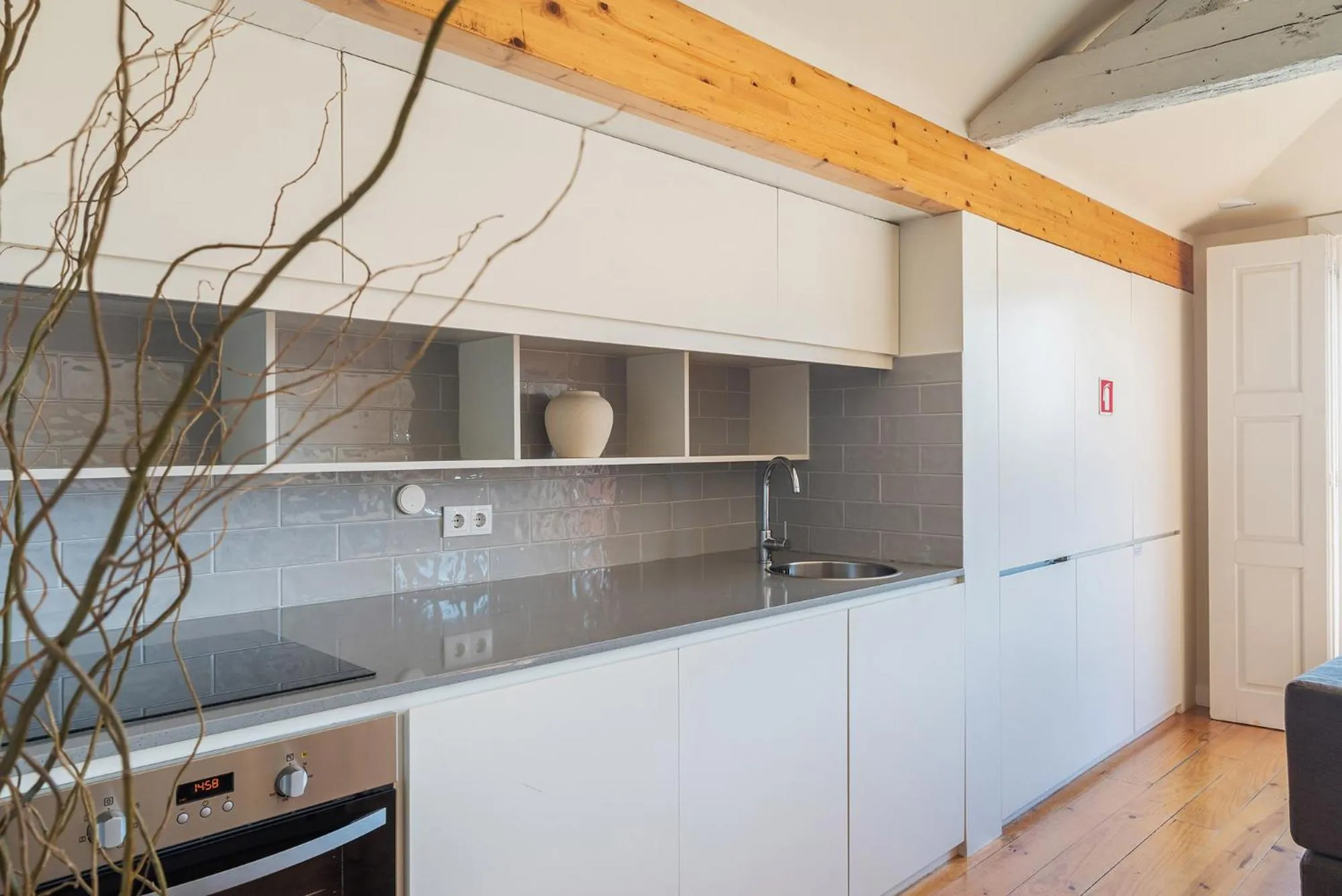 kitchen in Oporto Maison Alves da Veiga