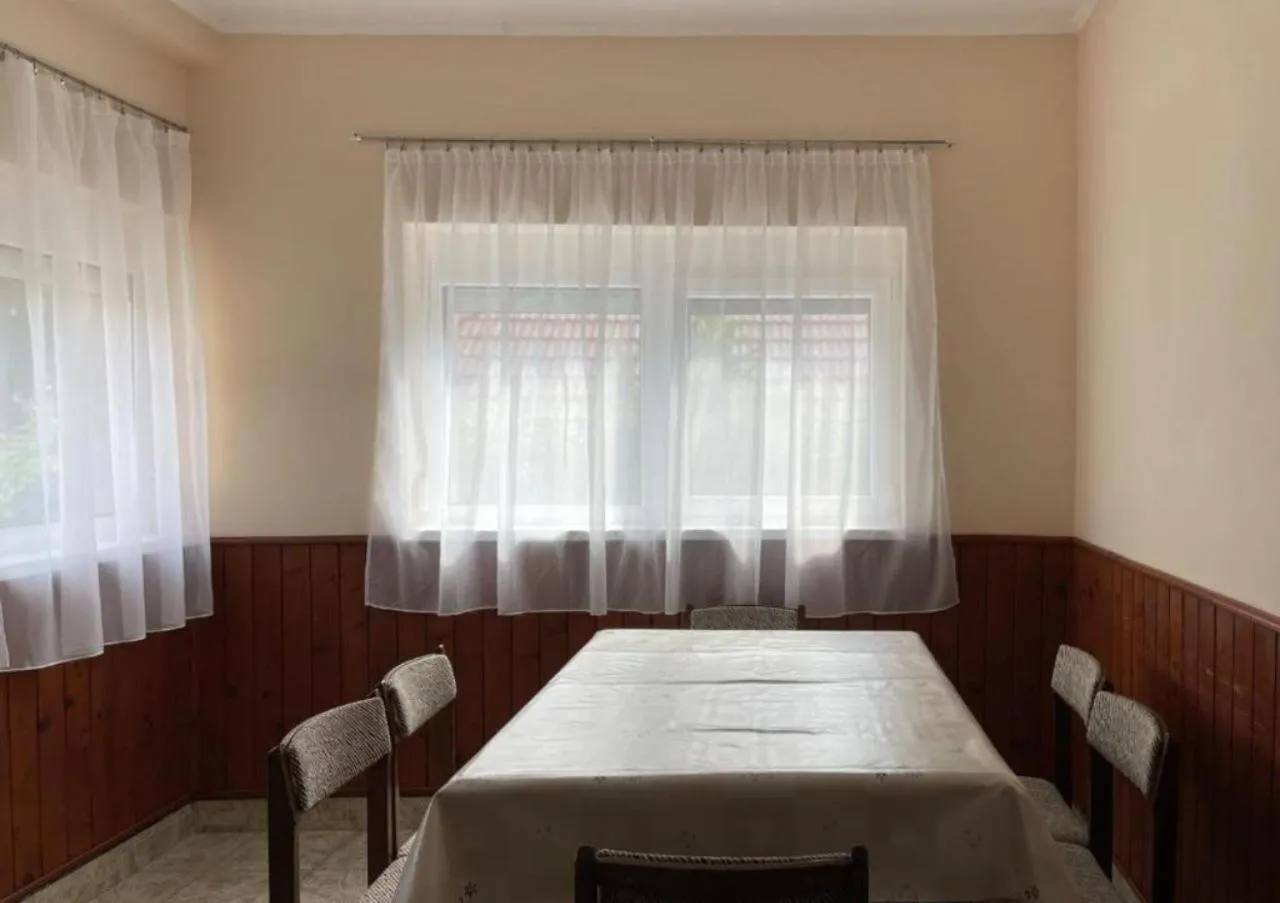 Two-Bedroom Apartment in Lavender Apartment
