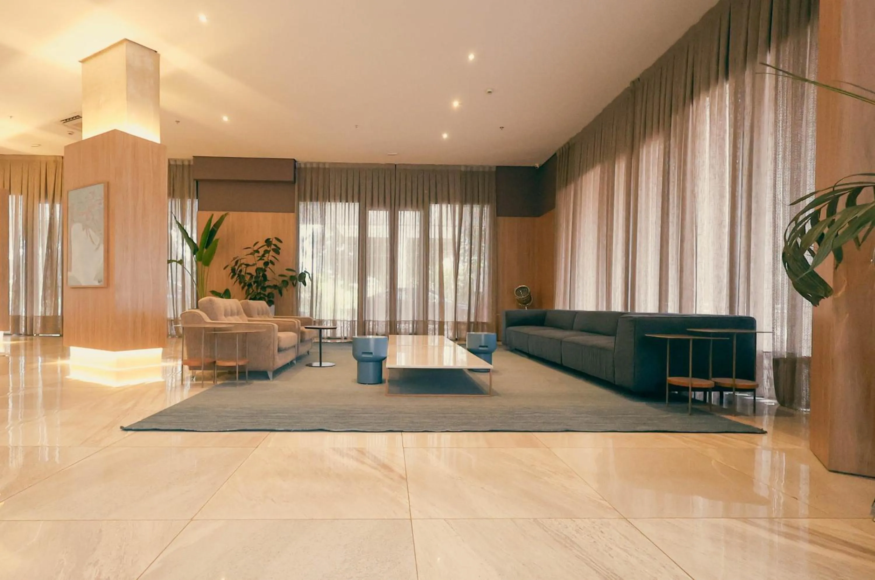 Lobby or reception in TRYP By Wyndham Ribeirão Preto