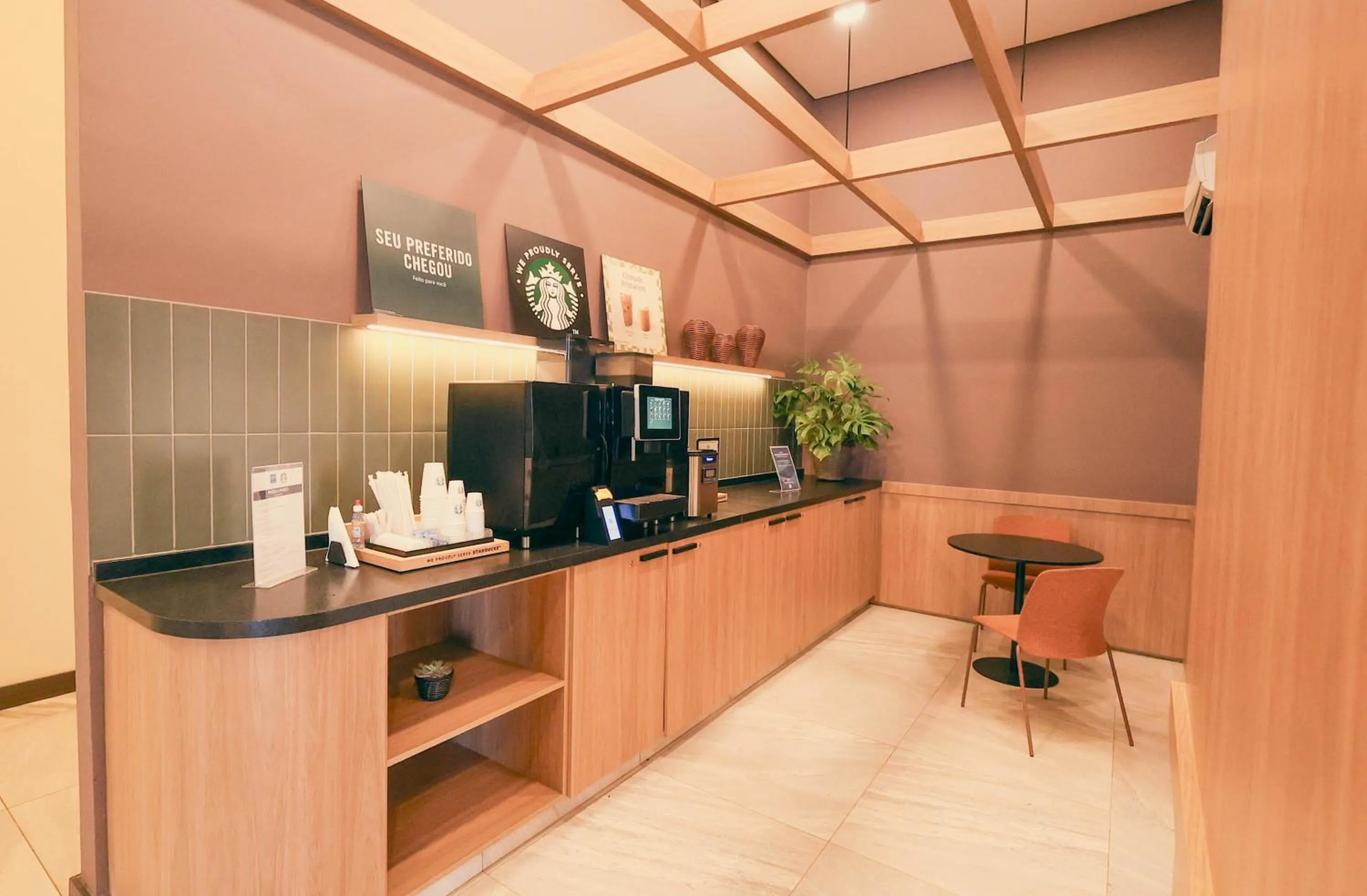 Coffee/tea facilities in TRYP By Wyndham Ribeirão Preto