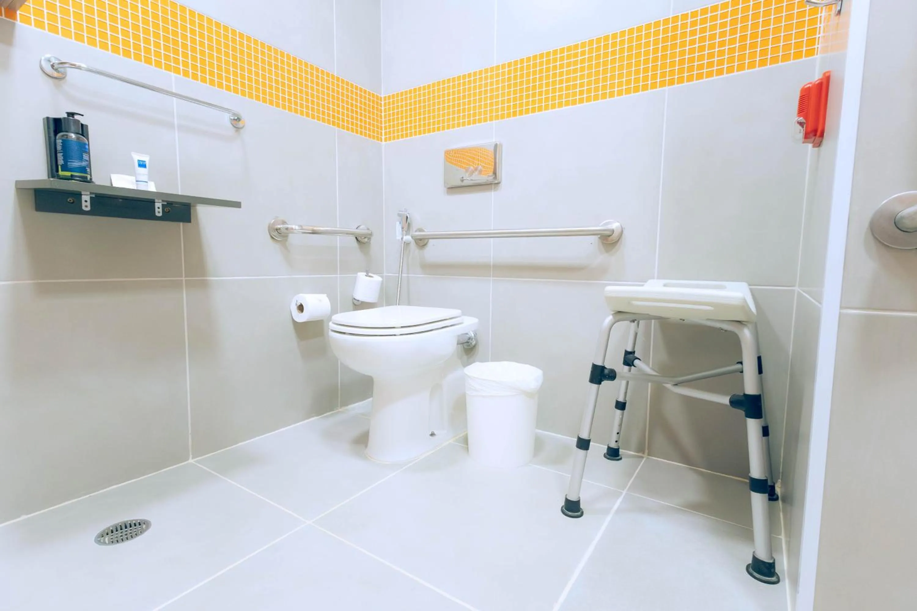 Toilet in TRYP By Wyndham Ribeirão Preto