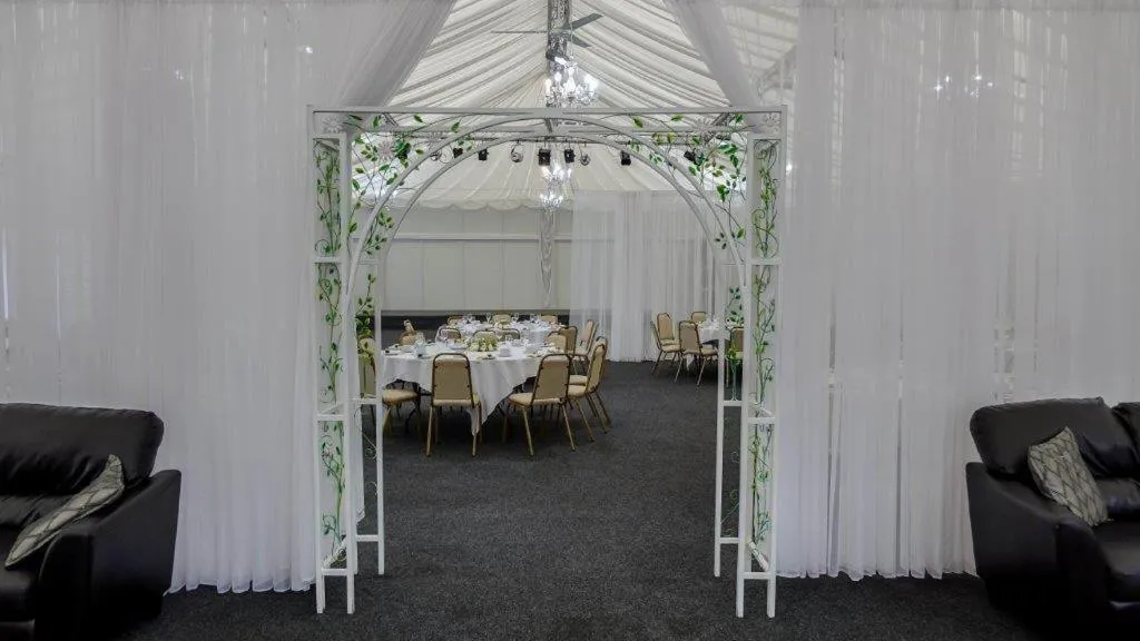 Banquet/Function facilities in Alona Hotel