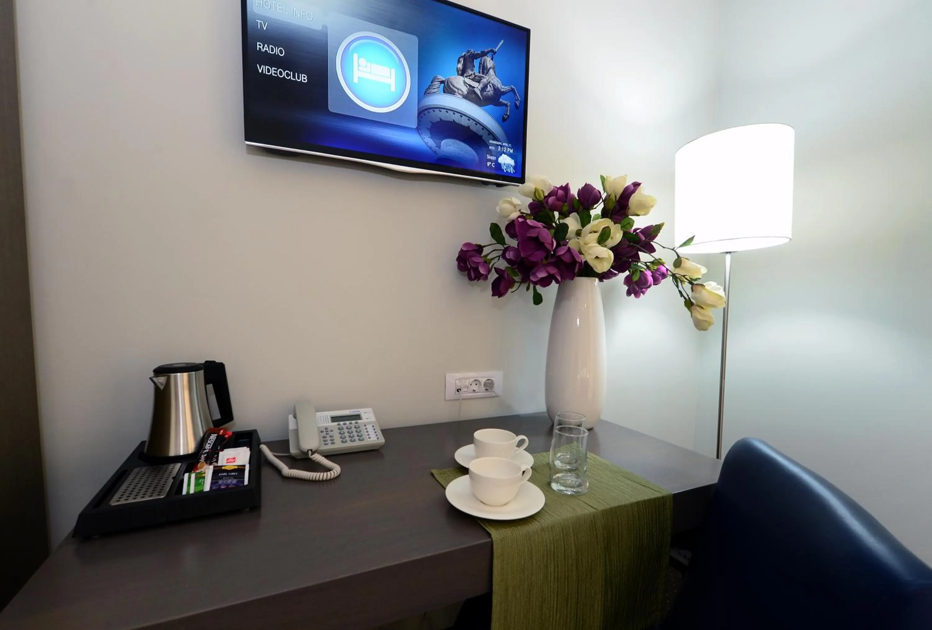 Coffee/tea facilities in Alexandar Square Boutique Hotel