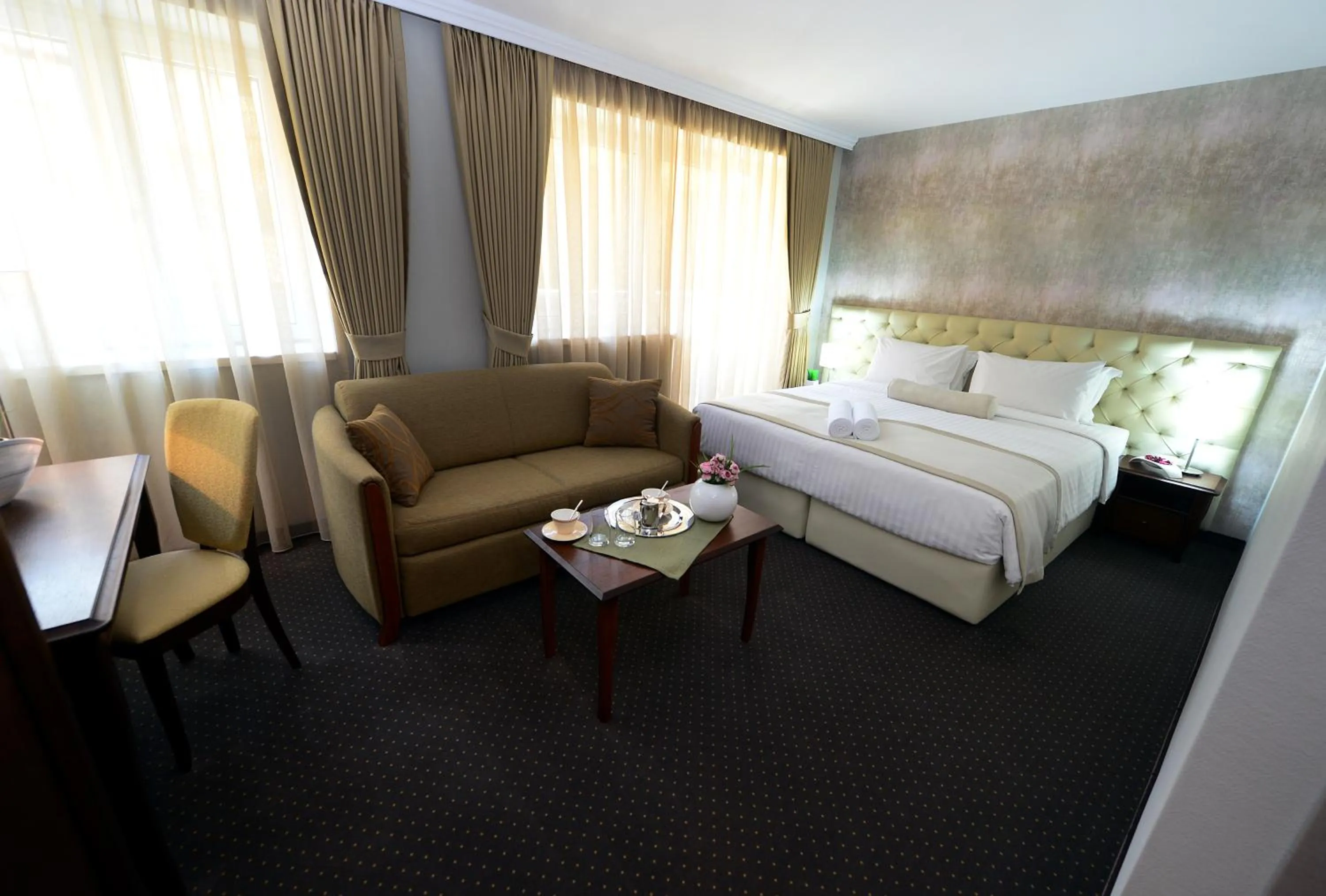 Photo of the whole room, Bed in Alexandar Square Boutique Hotel