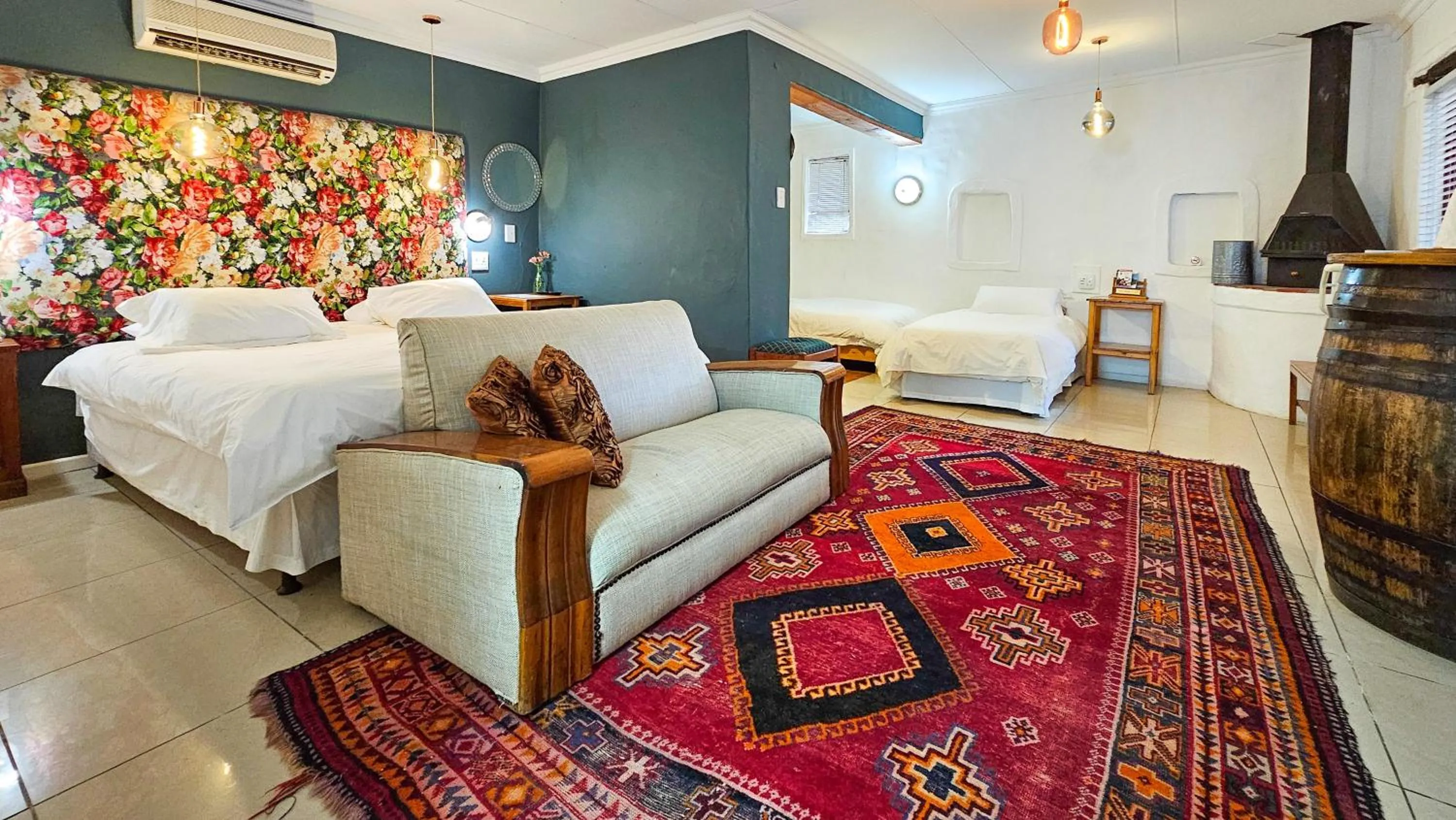 Bed in De Opstal Country Lodge