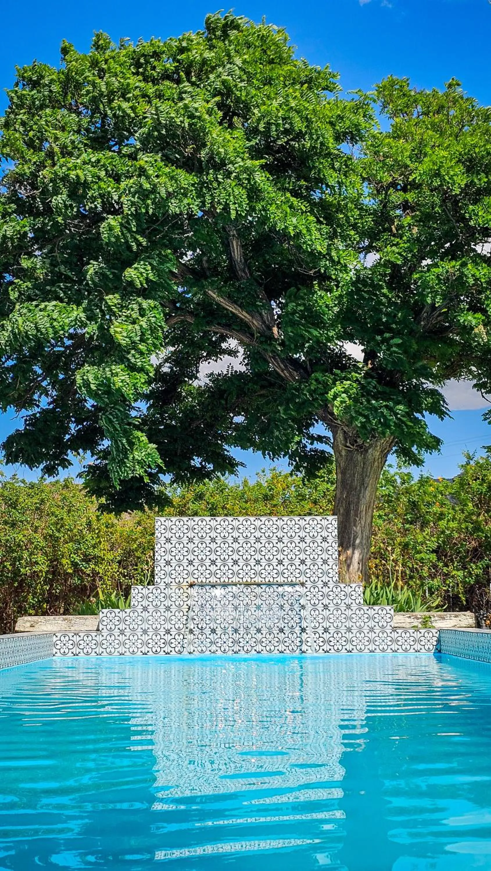 Swimming pool in De Opstal Country Lodge