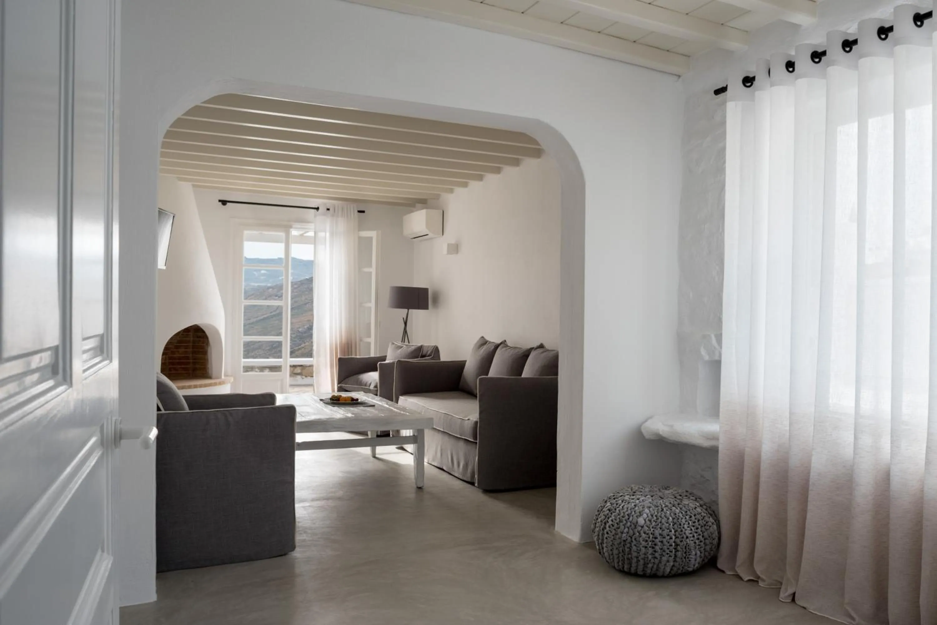 Living room in Cova Mykonos Suites
