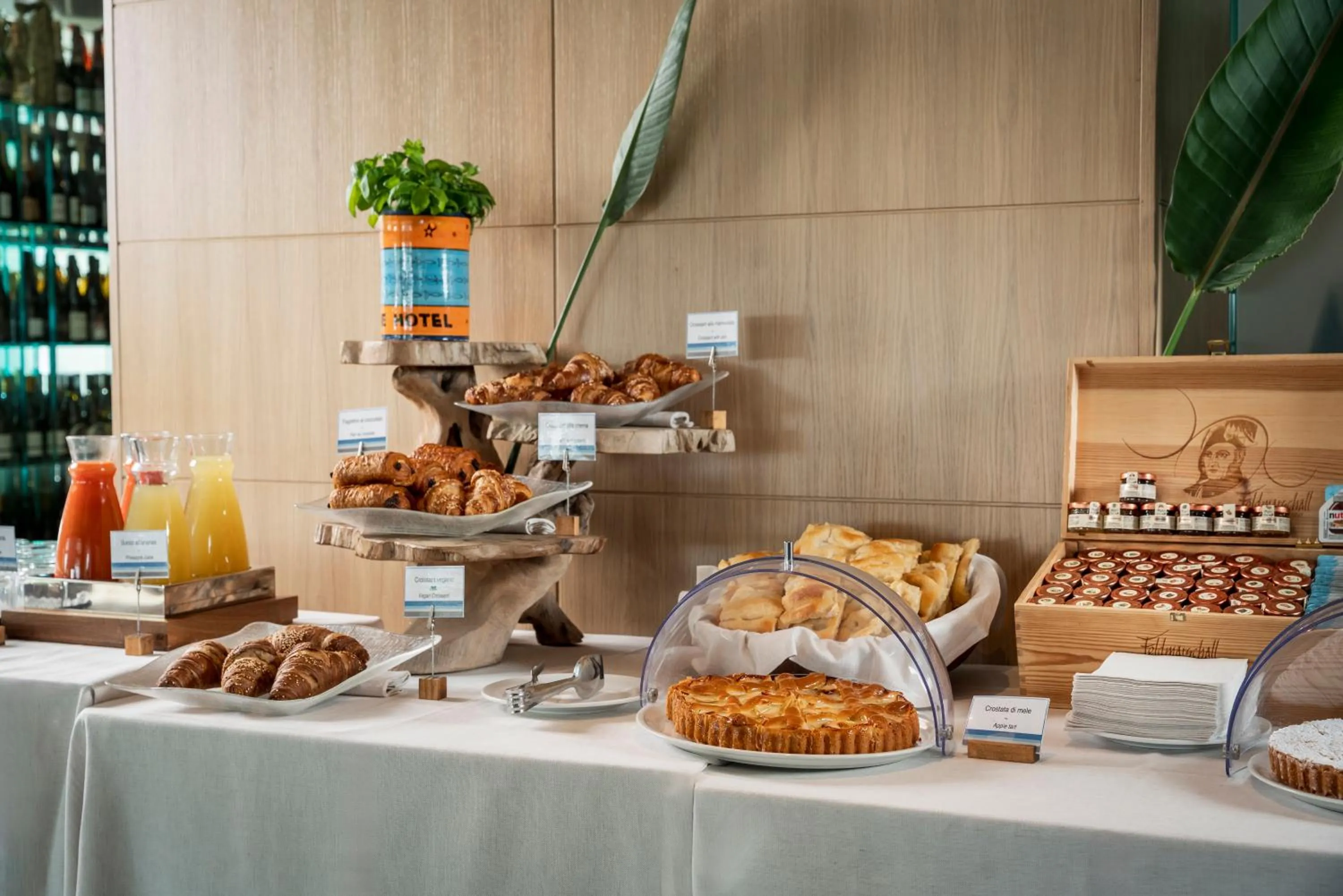 Breakfast in Mare Hotel