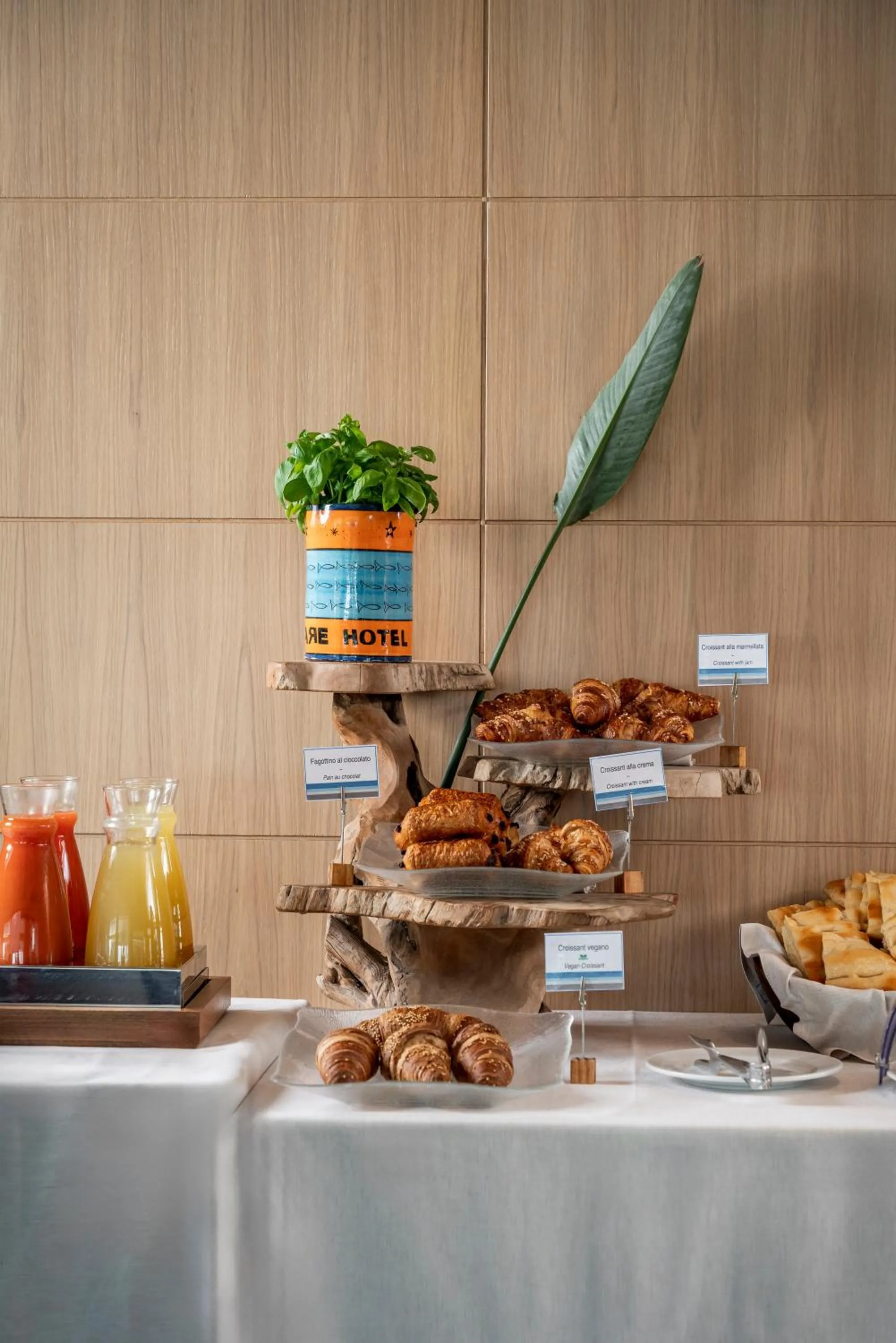 Breakfast in Mare Hotel