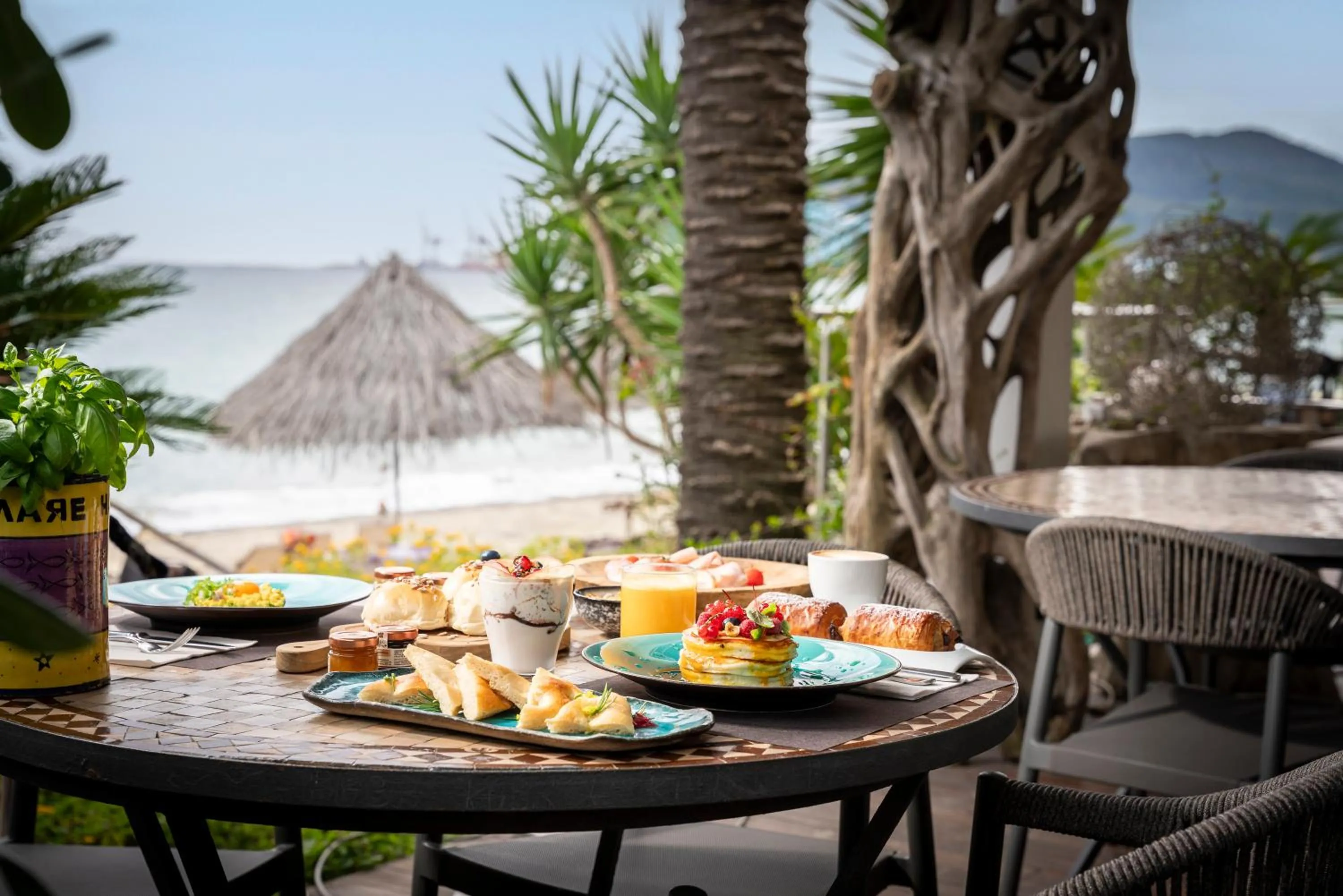 Breakfast in Mare Hotel