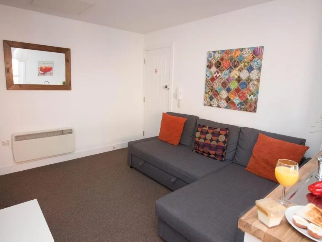 Living room in Beddoe Apartments