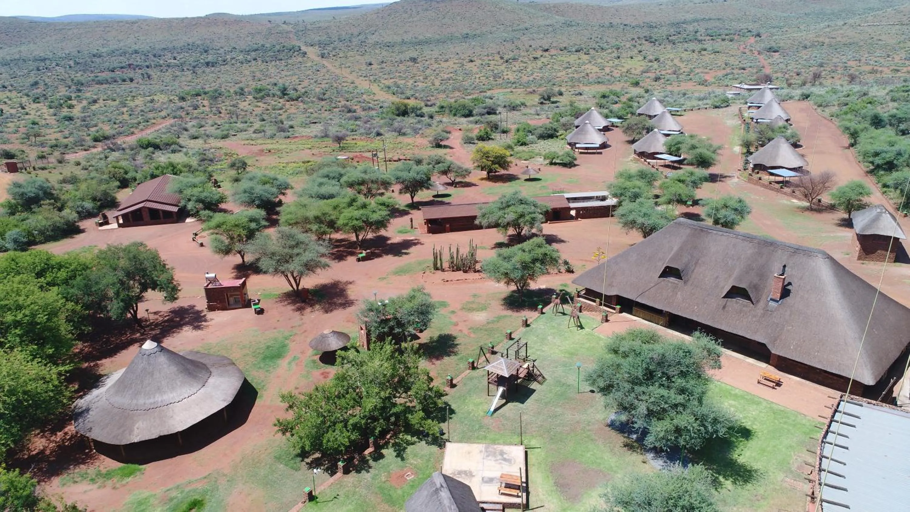 Property building in Red Sands Country Lodge