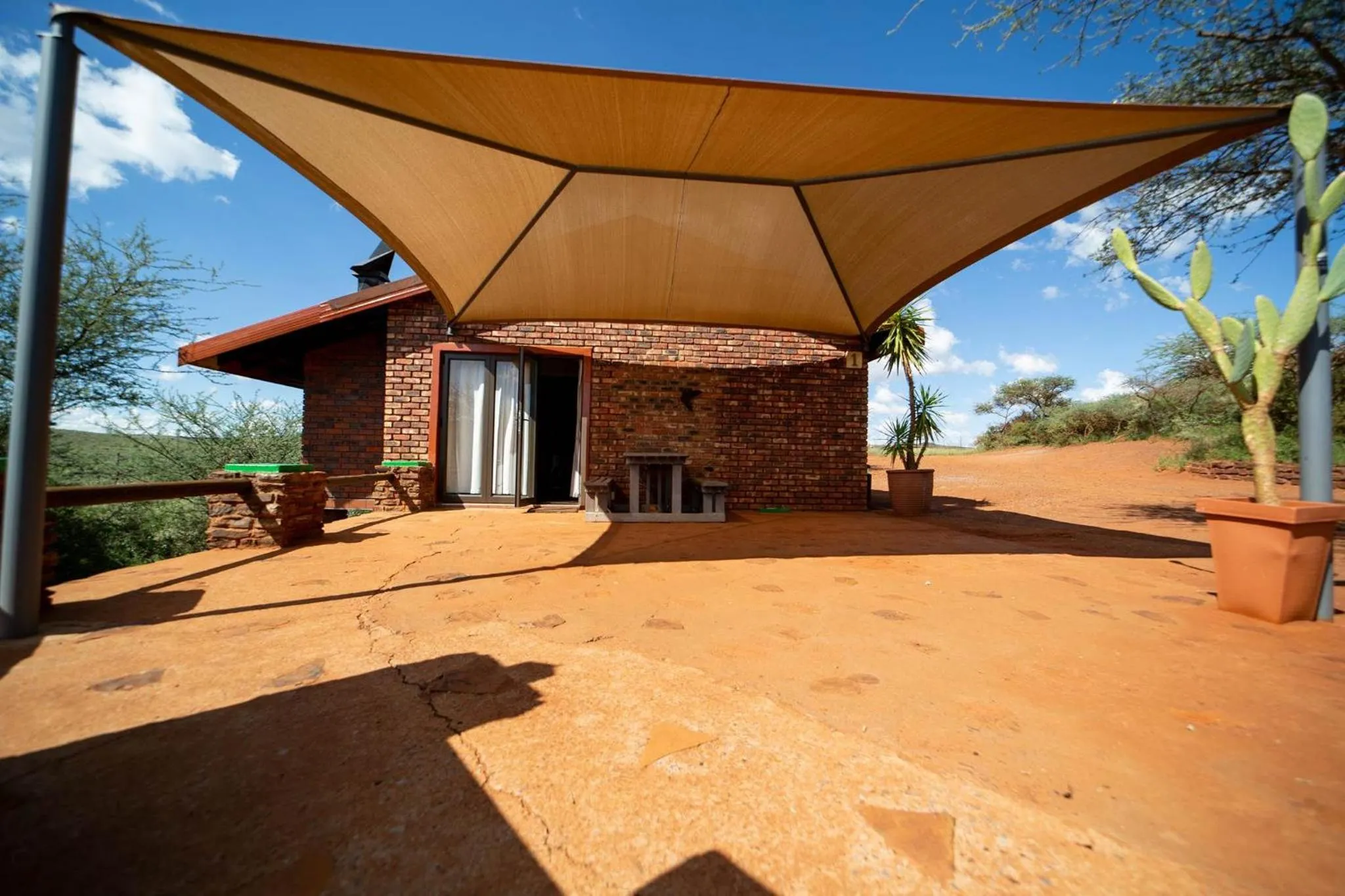 Patio in Red Sands Country Lodge