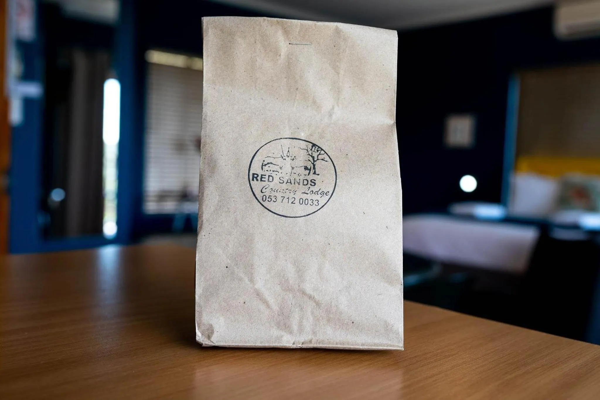 Property logo or sign, Bed in Red Sands Country Lodge