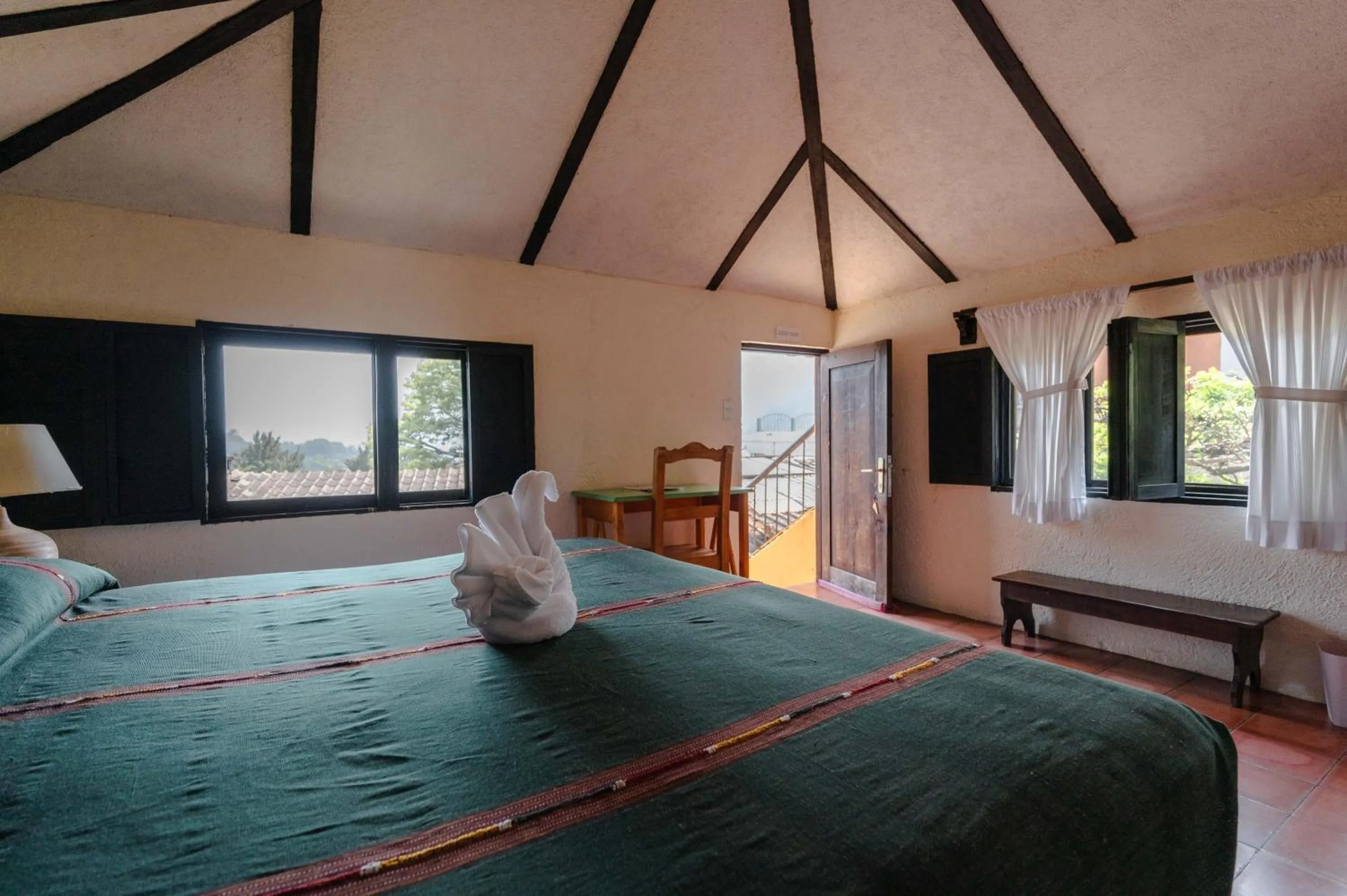 View (from property/room), Bed in Hotel Toliman