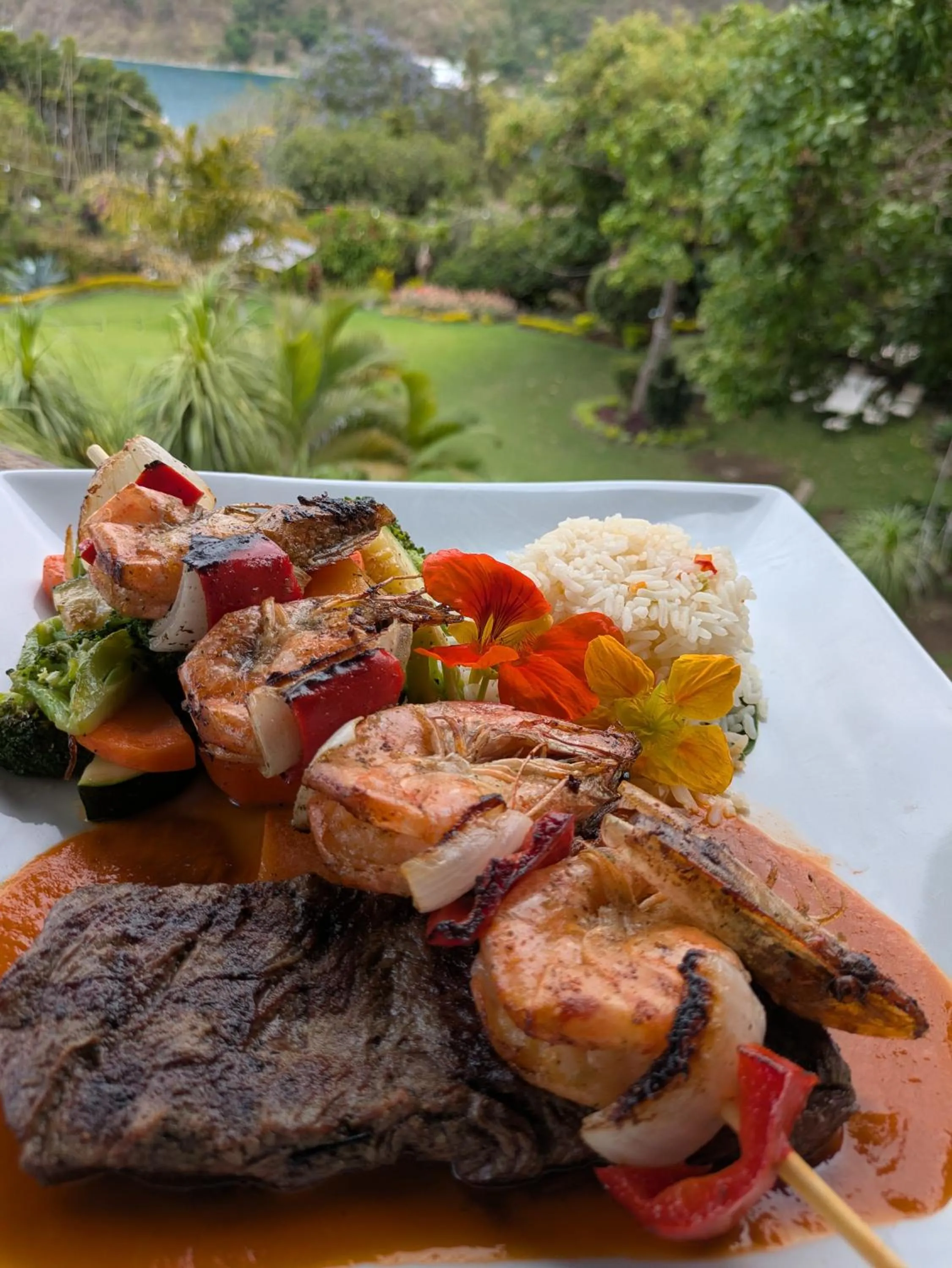 Lunch in Hotel Toliman